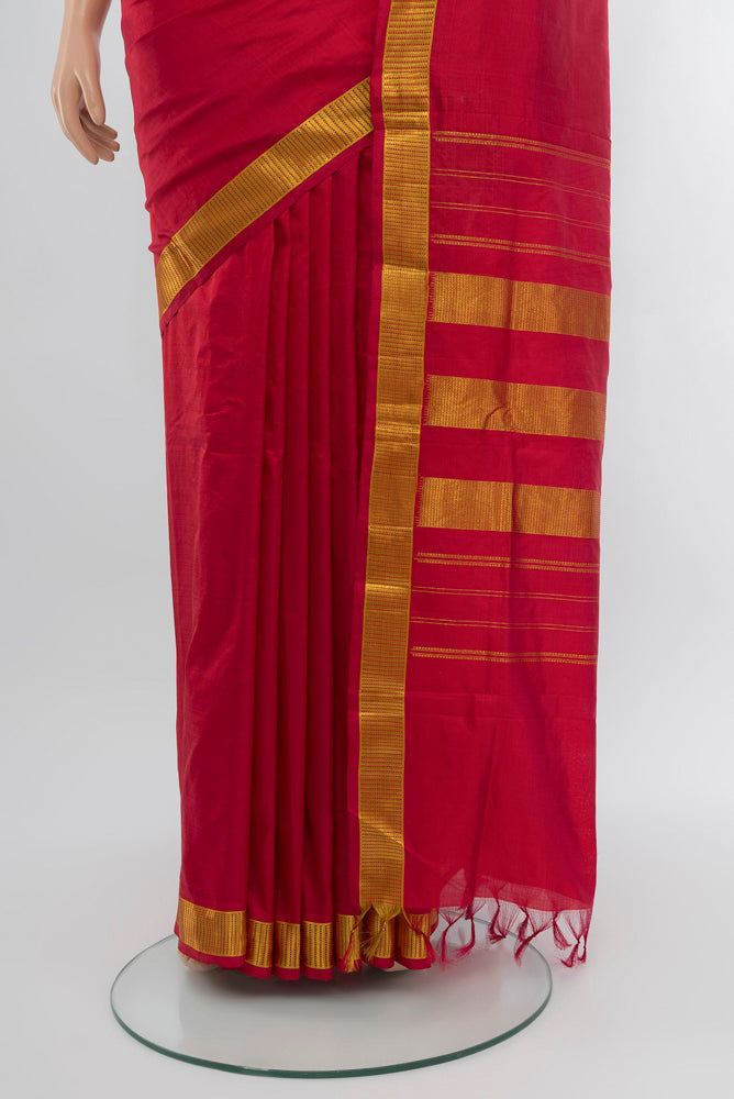 Pleats and pallu of Maroon Kanjivaram Silk Nine Yards Saree with Zari Brocade on the body and Zari Border. 