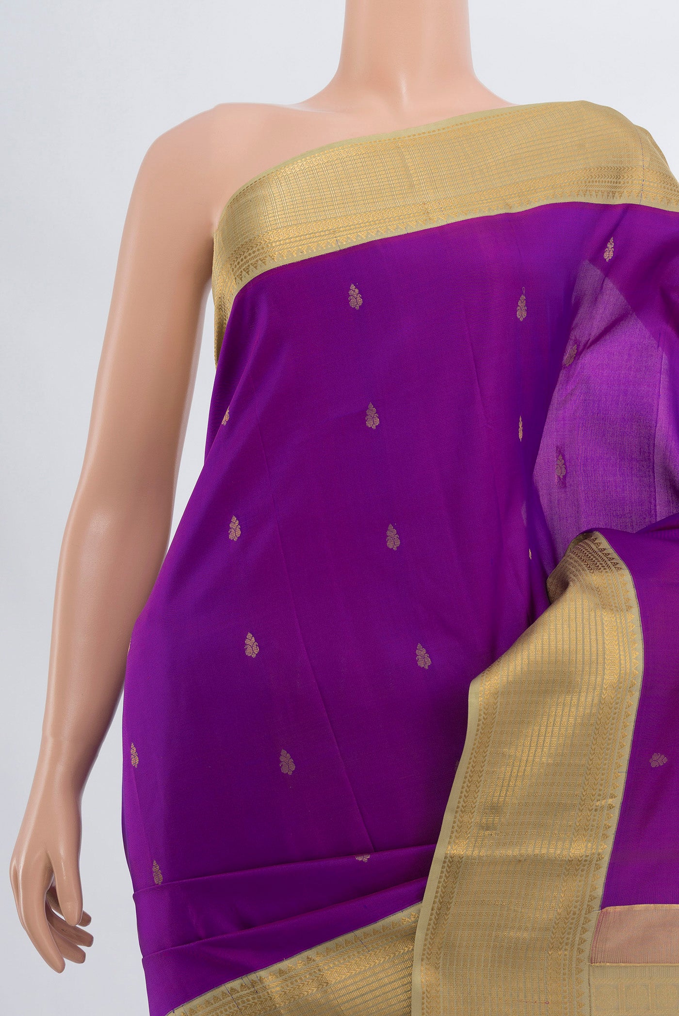 Border image of Violet Kanchipuram Silk Saree with Zari Butta on the body and Silk Border. 