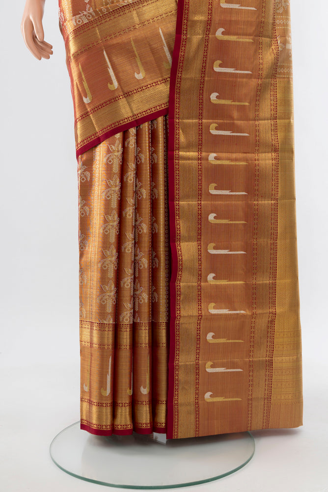 Pleats and pallu of Pure Silk Pure Zari Golden Kanjivaram Saree with Zari Brocade on the body and Silk Border. 