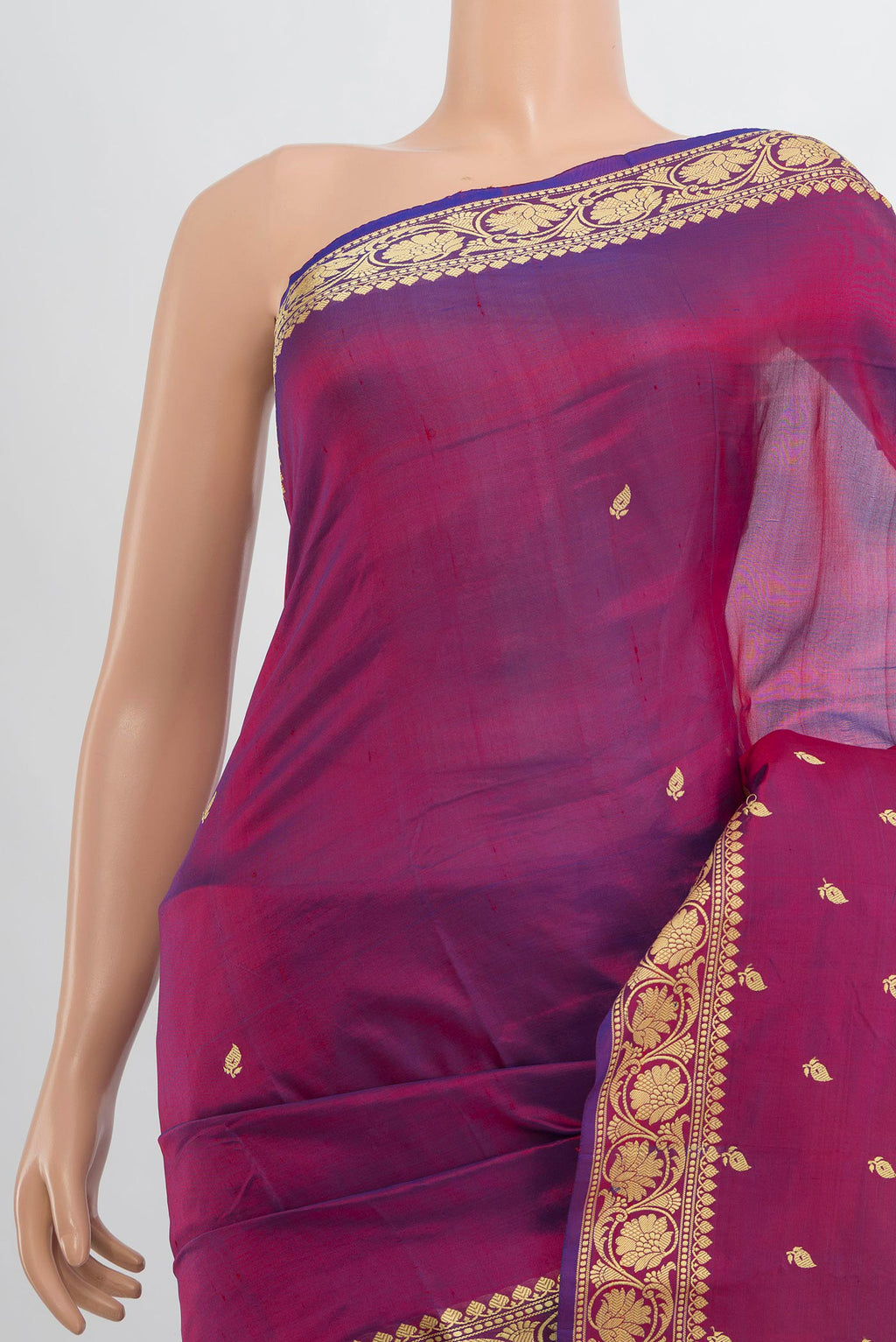 Border image of Pure Silk Purple Banarasi Katan Saree with Thread Butta on the body and Silk Border. 