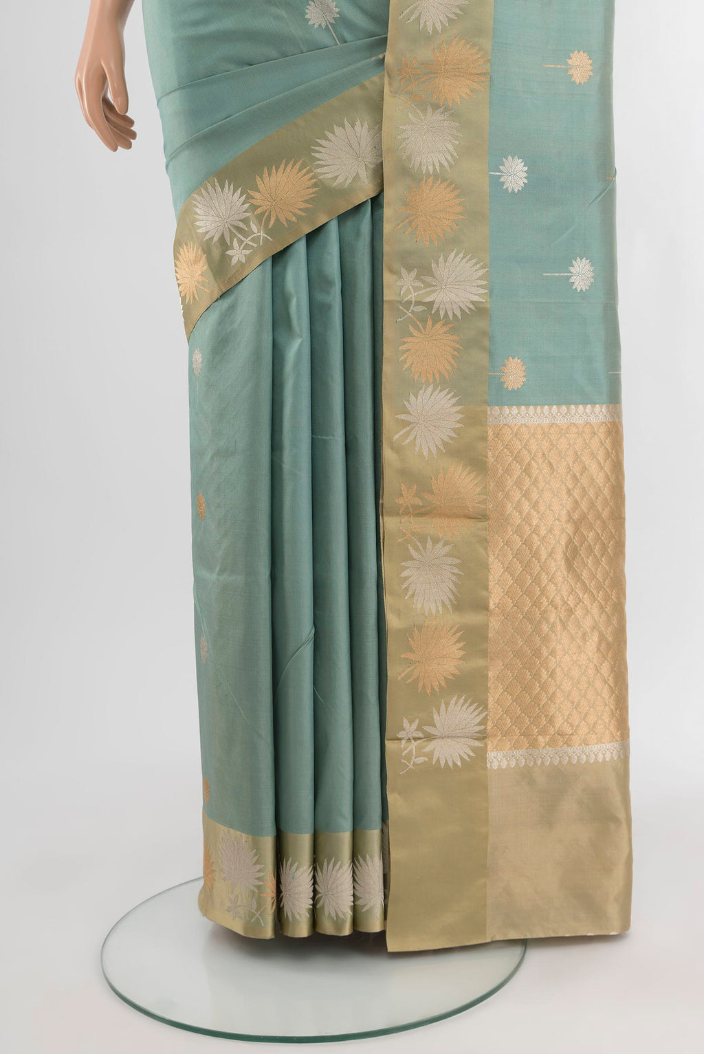 Pleats and pallu of Davys Grey Banarasi Katan Silk Saree with Zari Butta on the body and Plain Border. 