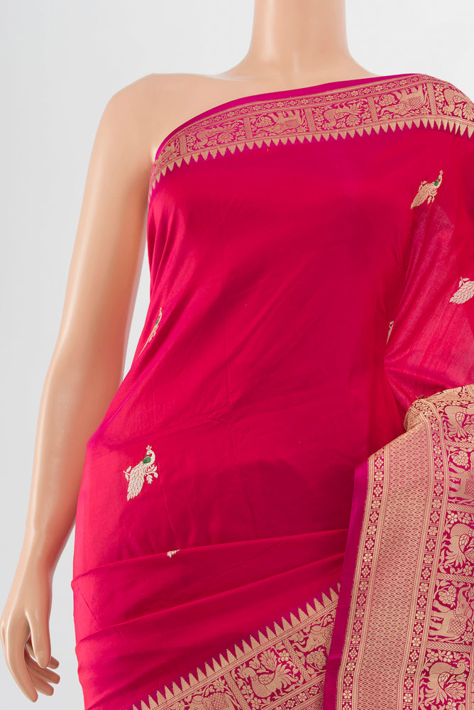 Border image of Dark Pink Banarasi Katan Silk Saree with Zari Butta on the body and Silk Border. 