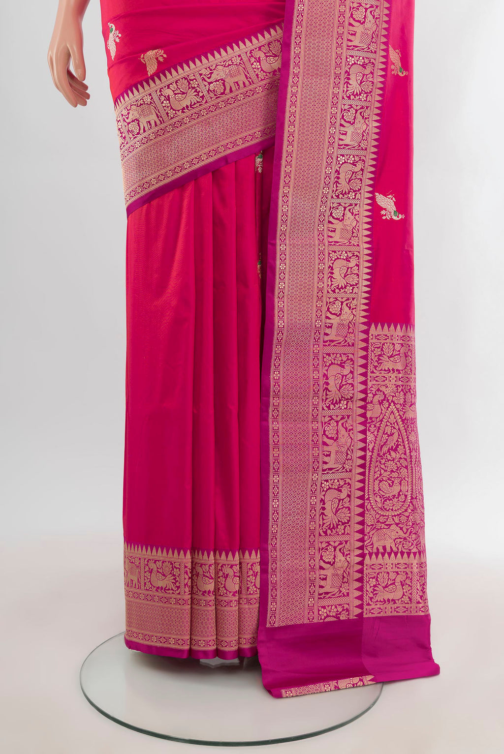 Pleats and pallu of Pink Banarasi Katan Silk Saree with Zari Butta on the body and Zari Border. 