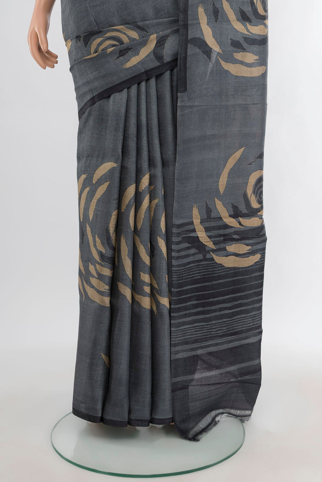 Pleats and pallu of Davys Grey Tussar Silk Saree with Plain Body and Without Border. 
