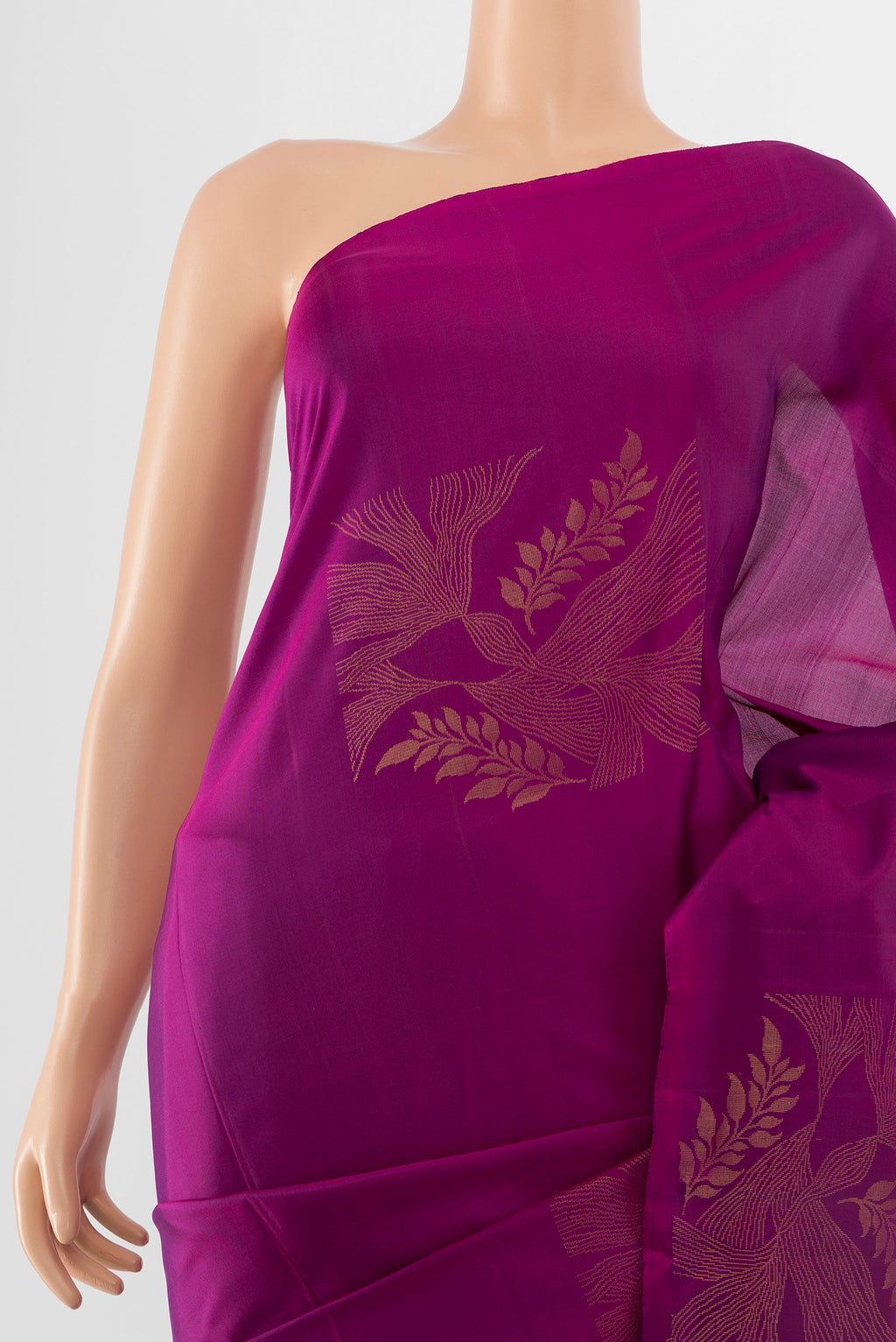 Border image of Pure Silk Pure Zari Purple Soft Saree with Zari Butta on the body and Silk Border. 