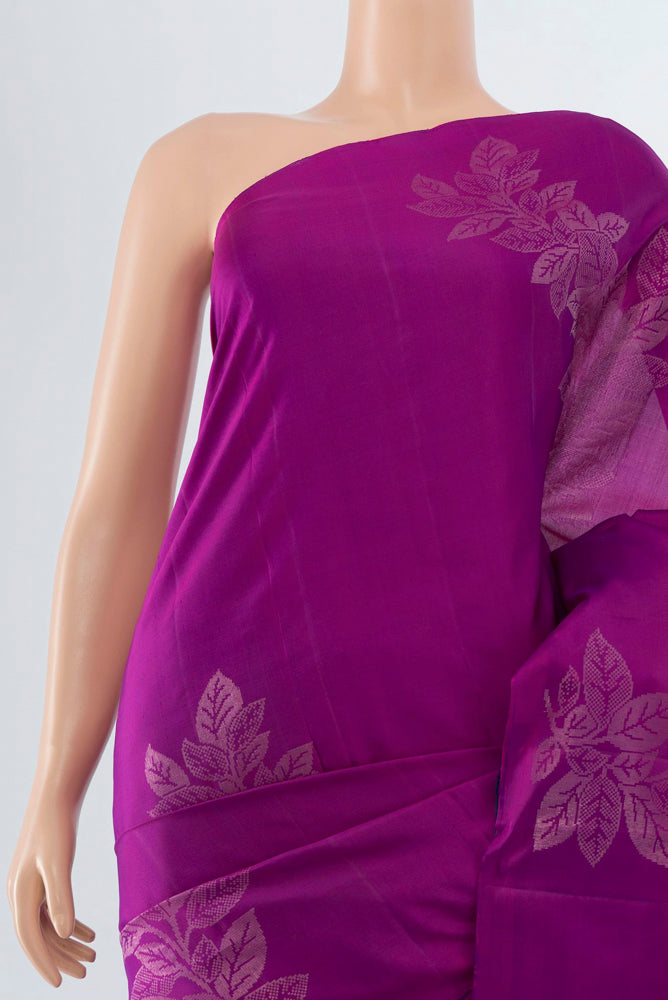 Border image of Purple Soft Silk Saree with Zari Butta on the body and Silk Border. 