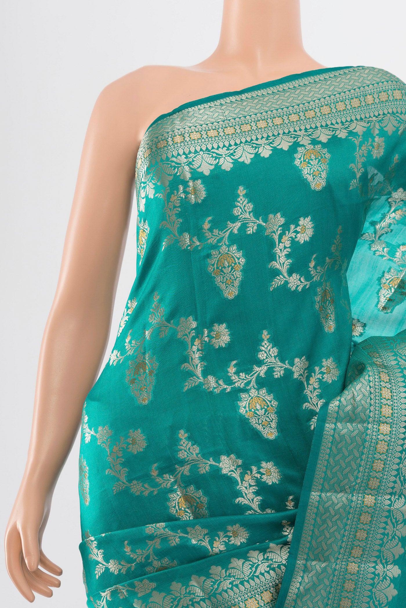 Border image of Light Blue Banarasi Raw Silk Saree with Zari Butta on the body and Silk Border. 