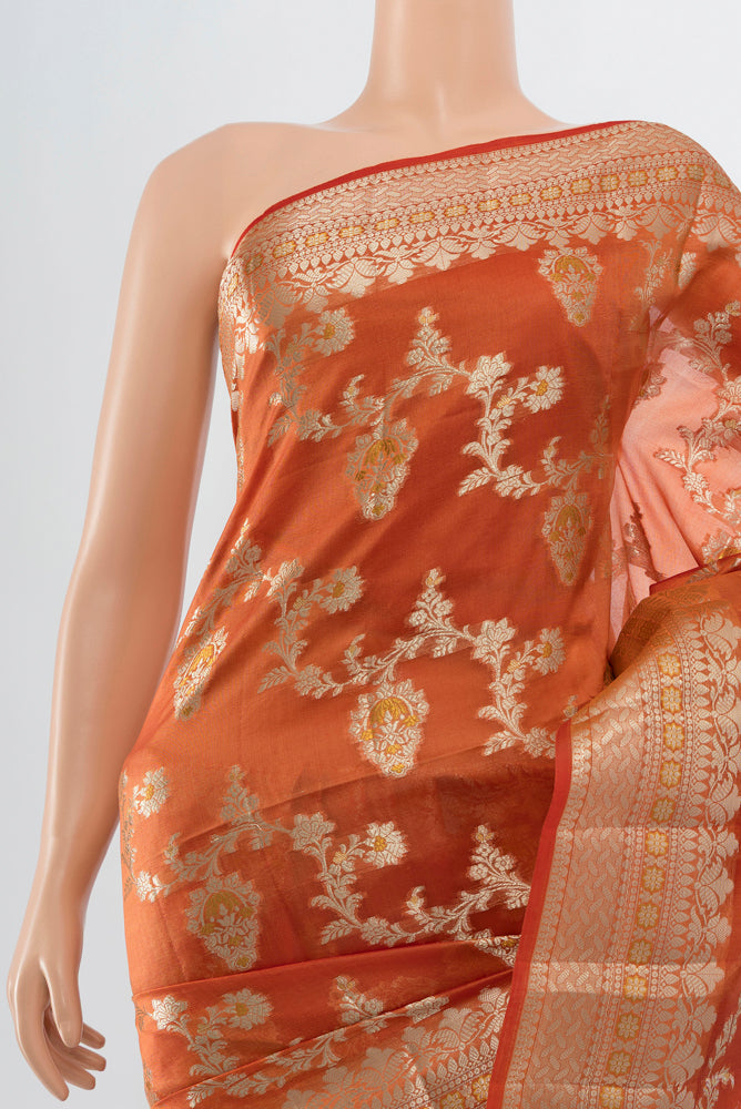 Border image of Rust Banarasi Raw Silk Saree with Zari Butta on the body and Silk Border. 