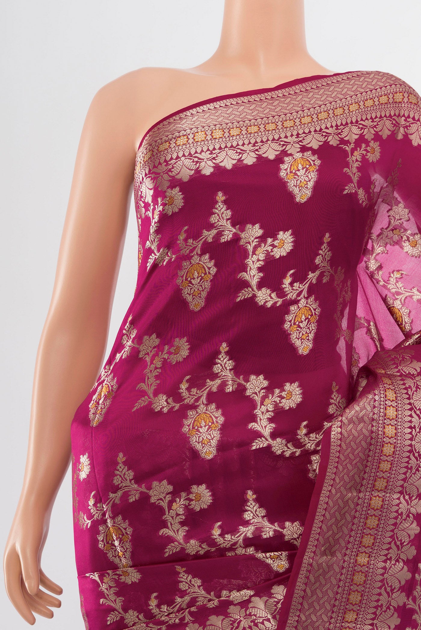 Border image of Purple Banarasi Raw Silk Saree with Zari Butta on the body and Silk Border. 