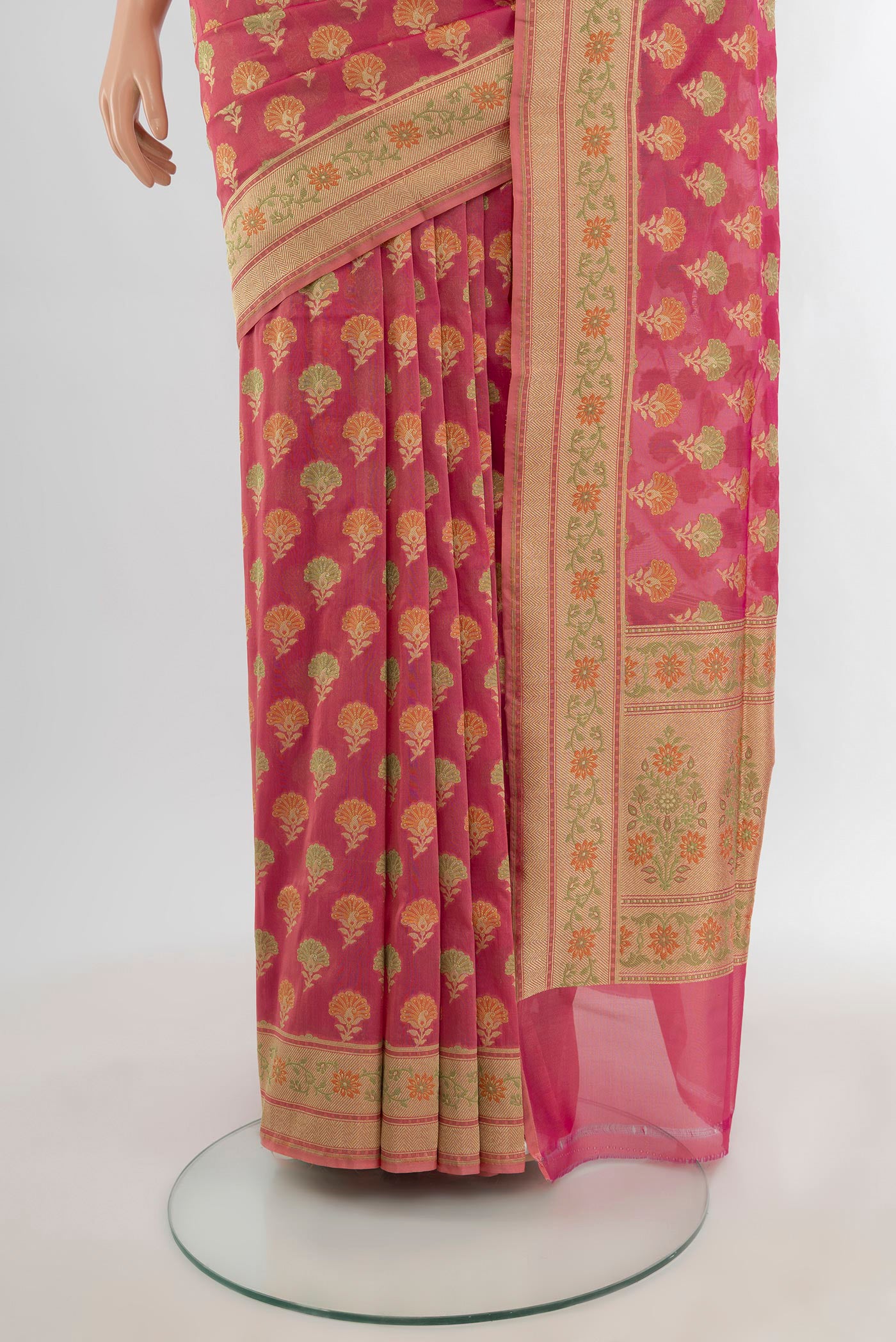 Pleats and pallu of Pink Banarasi Silk Saree with Zari And Thread Butta on the body and Zari Border. 