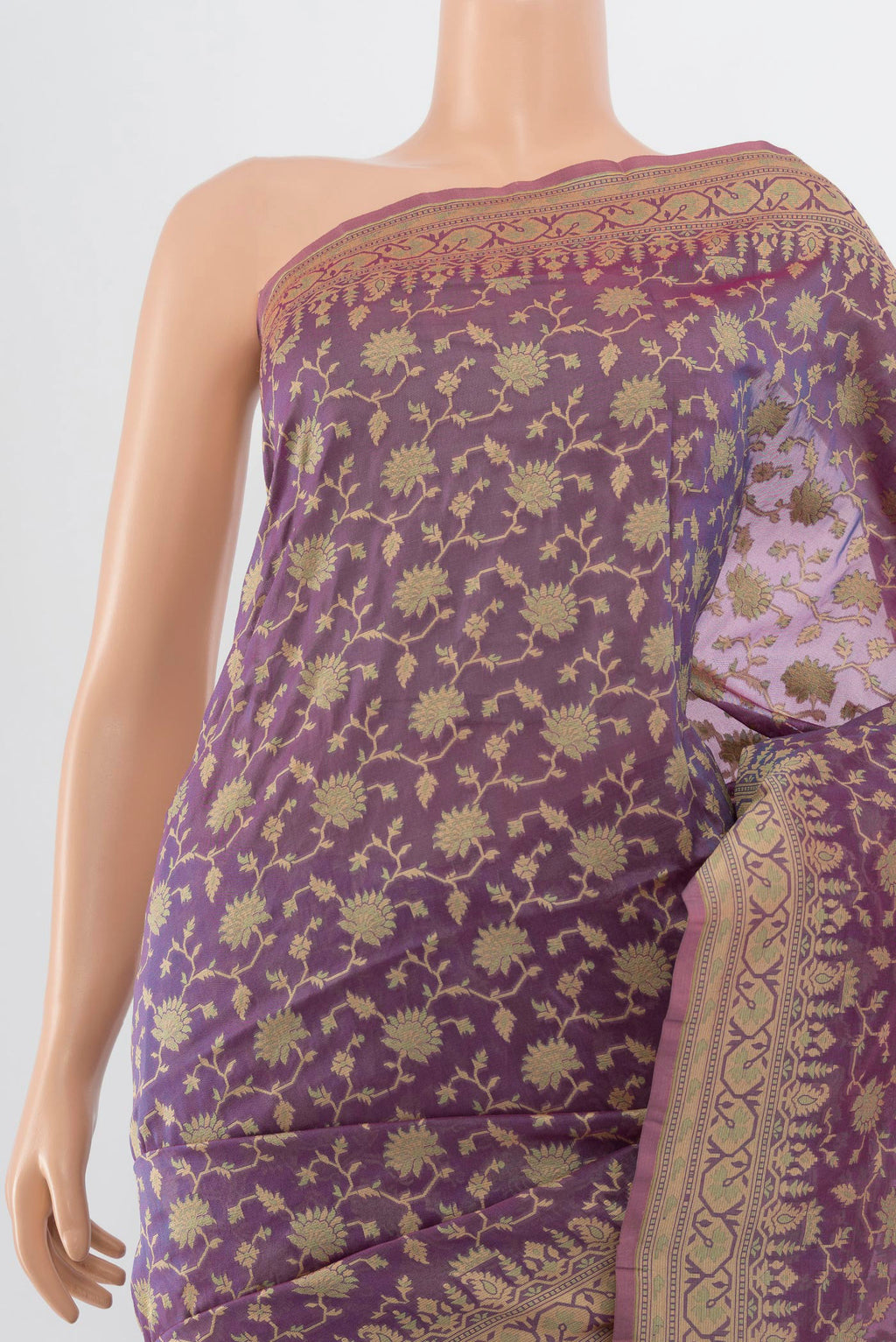 Border image of Lavender Banarasi Silk Saree with Zari Butta on the body and Silk Border. 
