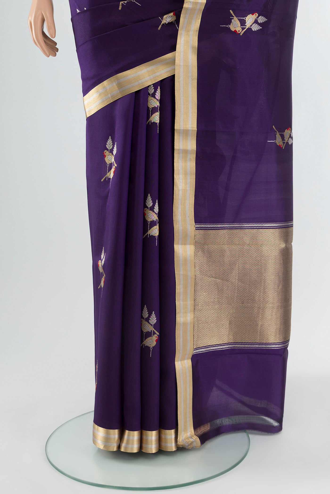 Pleats and pallu of Navy Blue Banarasi Katan Silk Saree with Zari Butta on the body and Zari Border. 