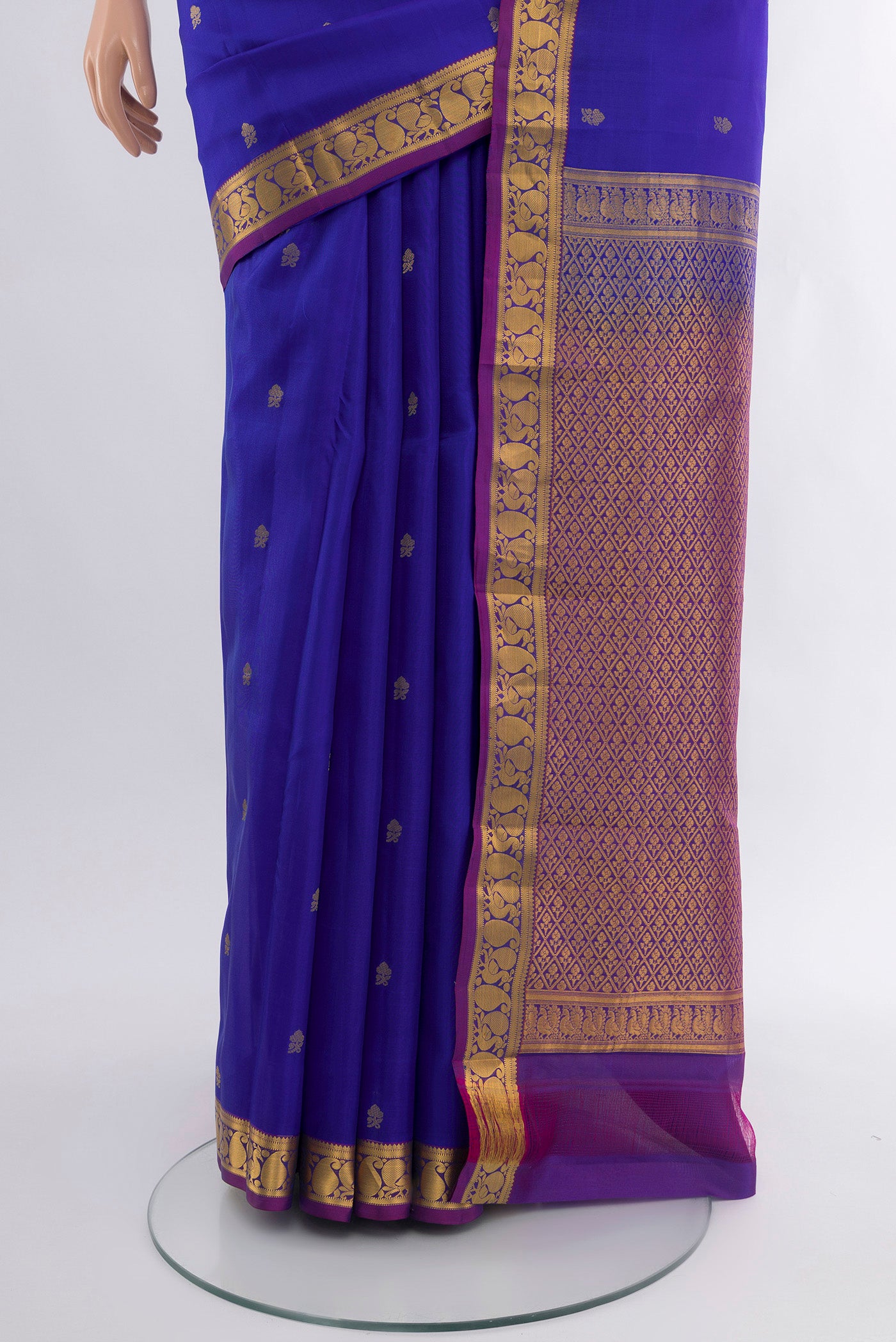 Pleats and pallu of Royal Blue Kanjivaram Silk Saree with Zari Butta on the body and Zari Border. 