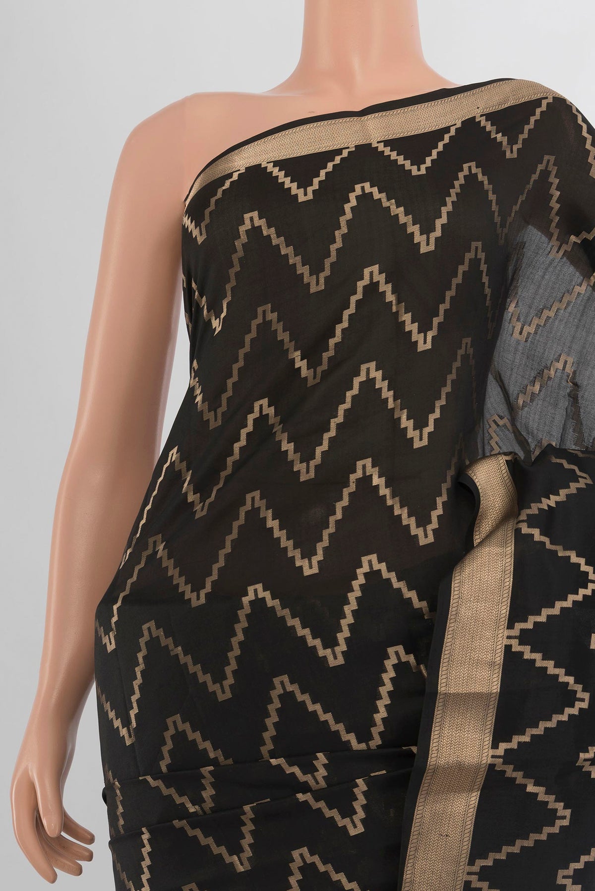 Border image of Pure Silk Black Banarasi Katan Saree with Zari Butta on the body and Silk Border. 