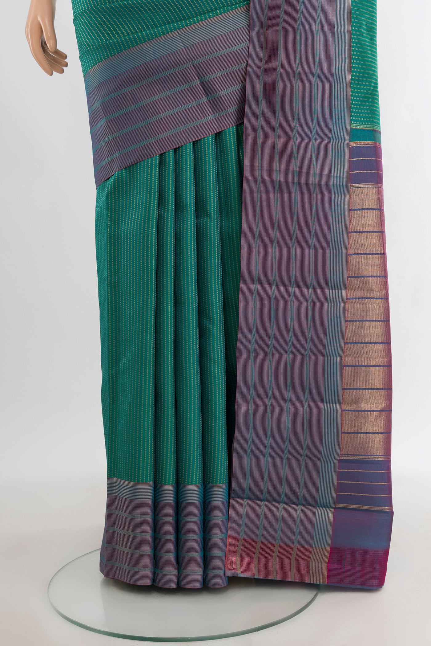 Pleats and pallu of Sea Green Kanchipuram Silk Saree with Stripes on the body and Zari Border. 
