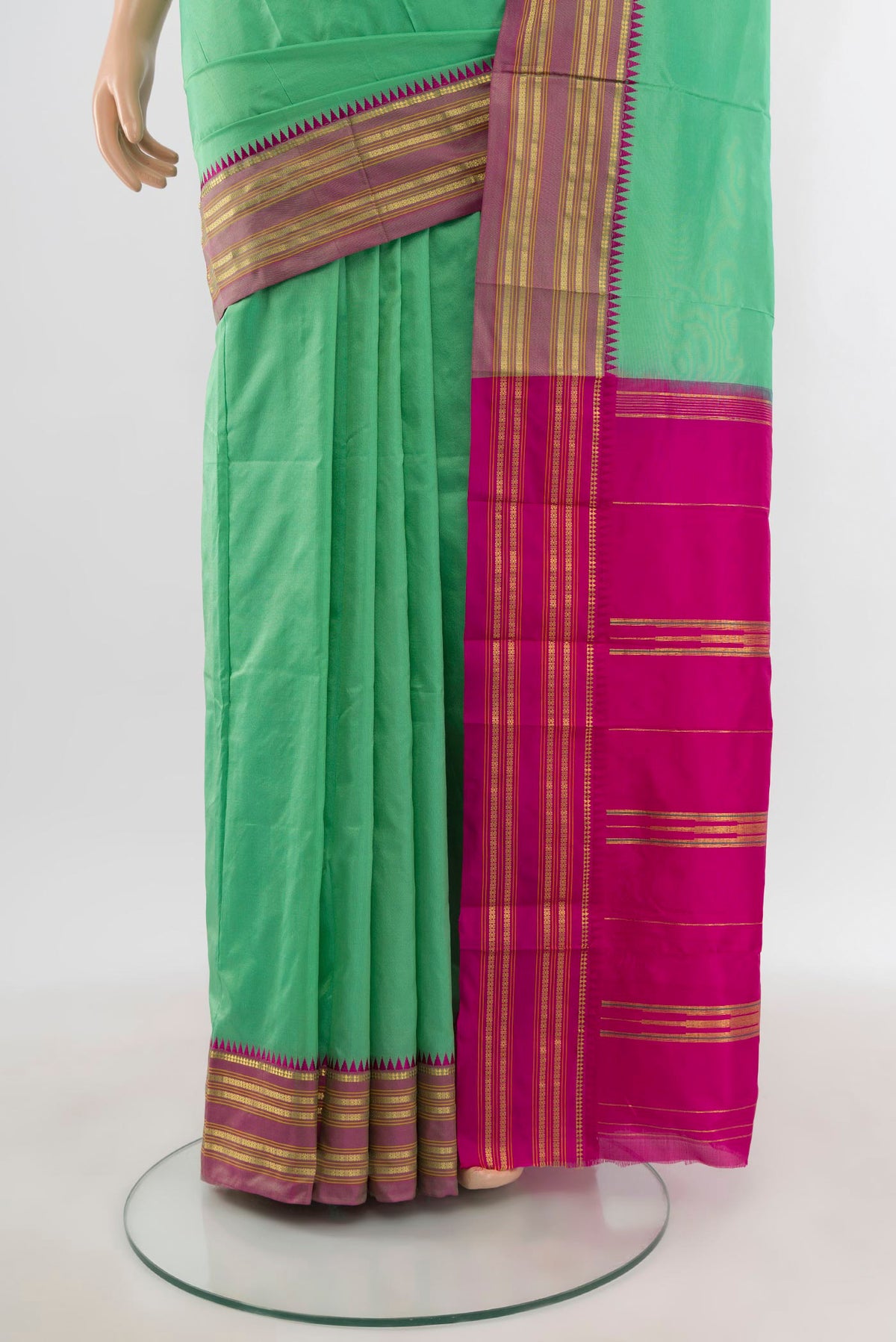 Pleats and pallu of Sea Green Narayanpet Silk Saree with Plain Body and Zari Border. 