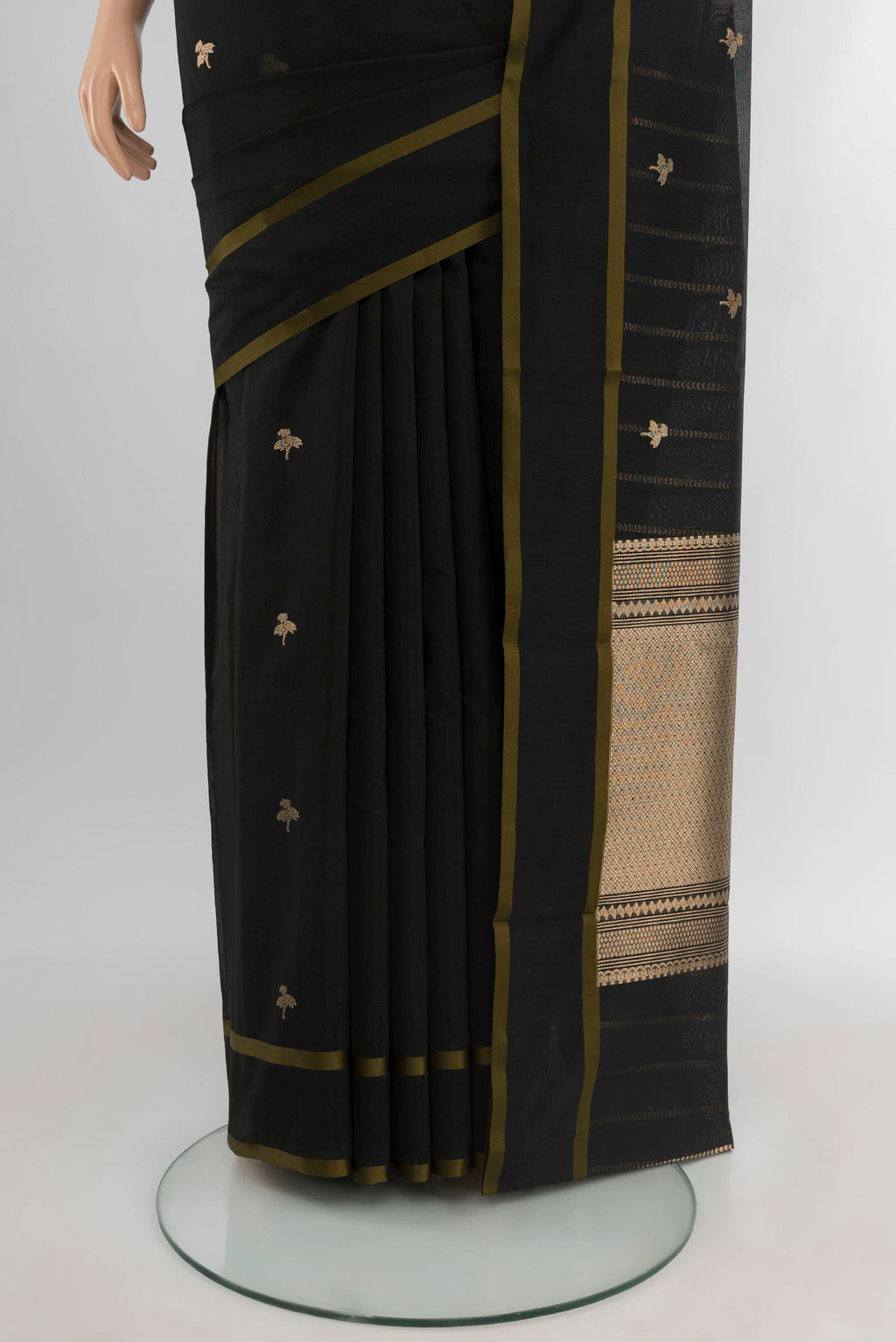 Pleats and pallu of Black Banarasi Kora Cotton Saree with Zari Butta on the body and Zari Border. 