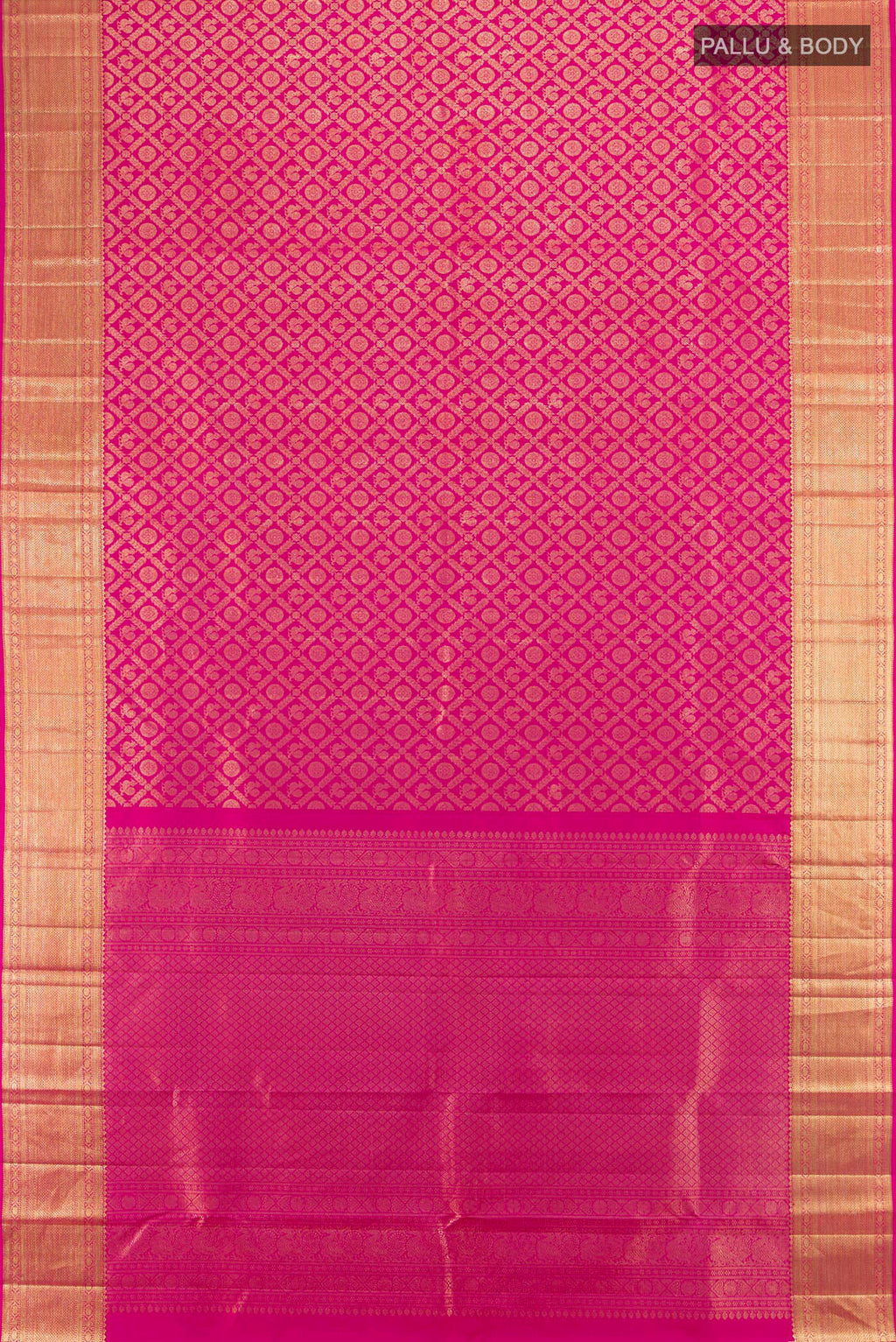 Flat view of Pure Silk Magenta Kanchipuram Saree with Zari Brocade on the body and Zari Border. 