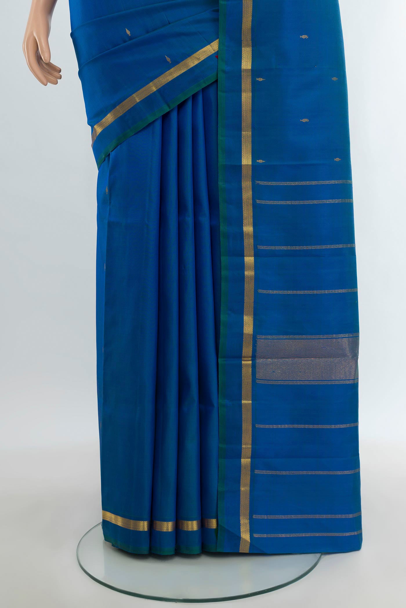 Pleats and pallu of Royal Blue Kanchipuram Silk Saree with Zari Butta on the body and Zari Border. 