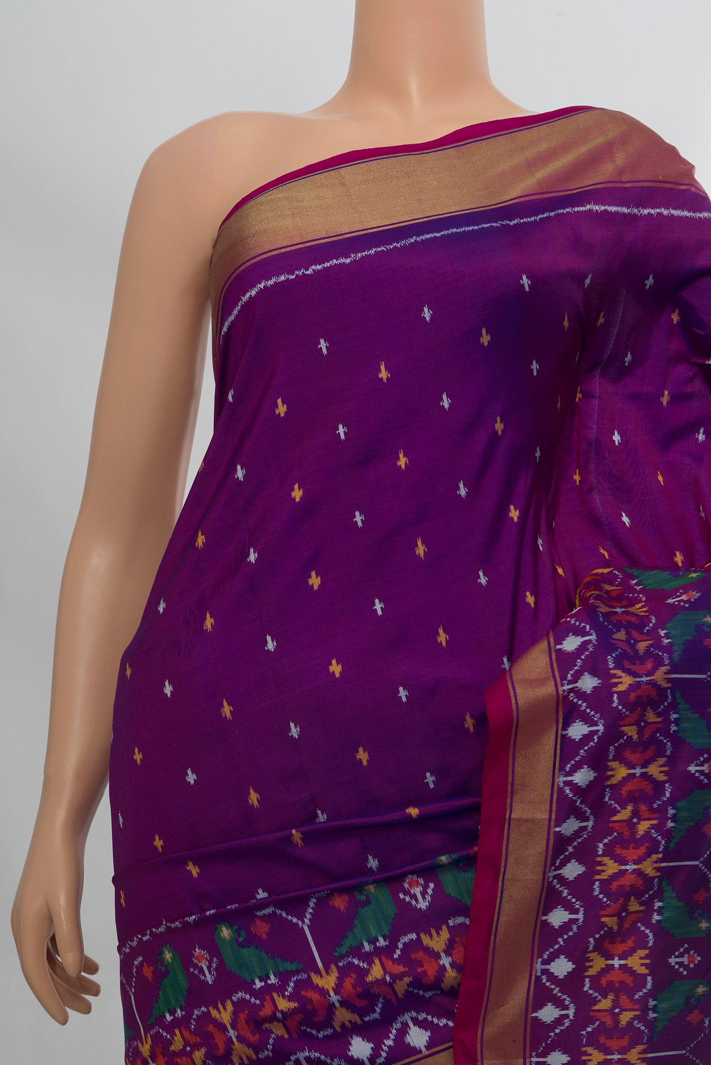 Border image of Magenta Pochampally Silk Saree with Ikat Print on the body and Silk Border. 