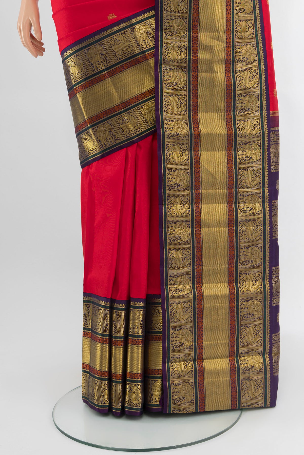 Pleats and pallu of Pure Silk Pure Zari Red Kanjivaram Saree with Zari Butta on the body and Zari Border. 