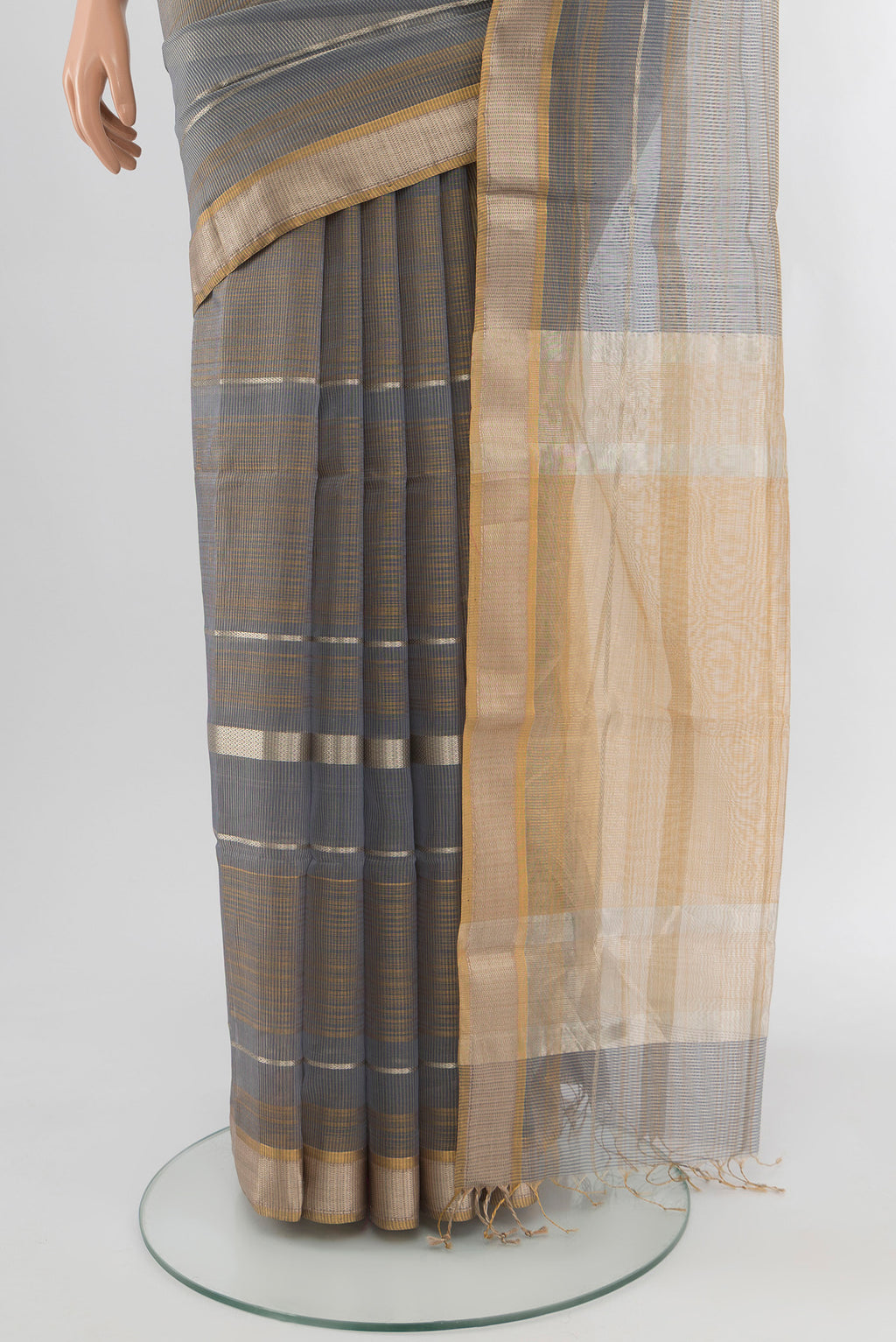 Pleats and pallu of Multi Color Maheshwari Silk Cotton Saree with Checked design on the body and Zari Border. 