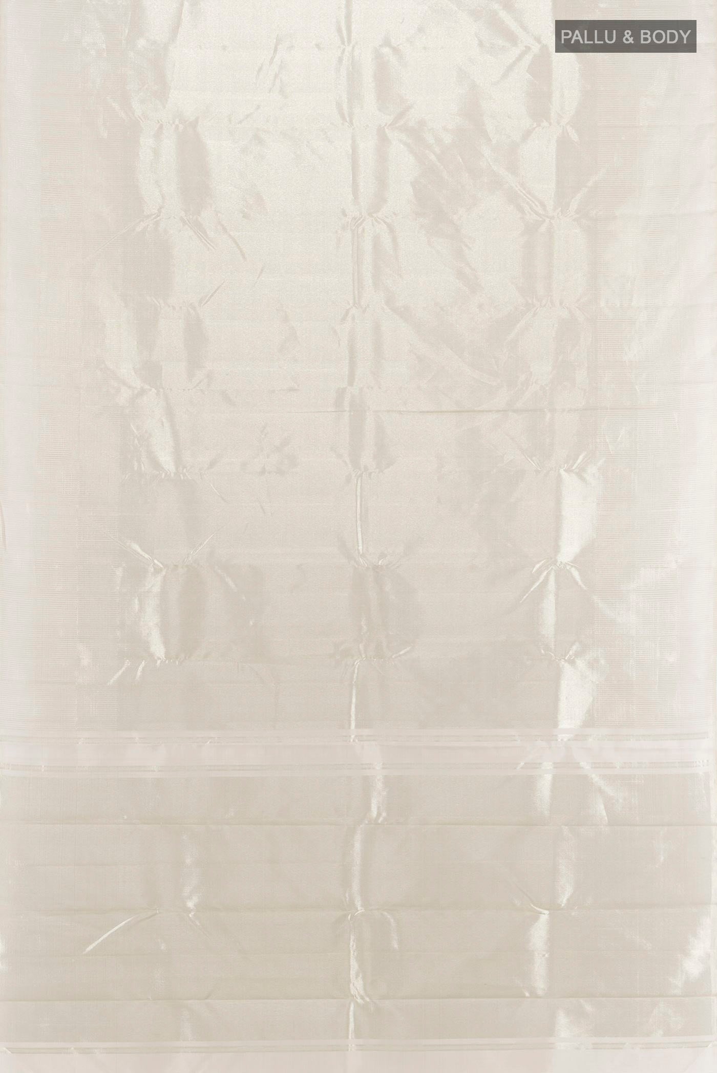 Flat view of Off White Kanchipuram Silk Saree with Zari Brocade on the body and Without Border. 