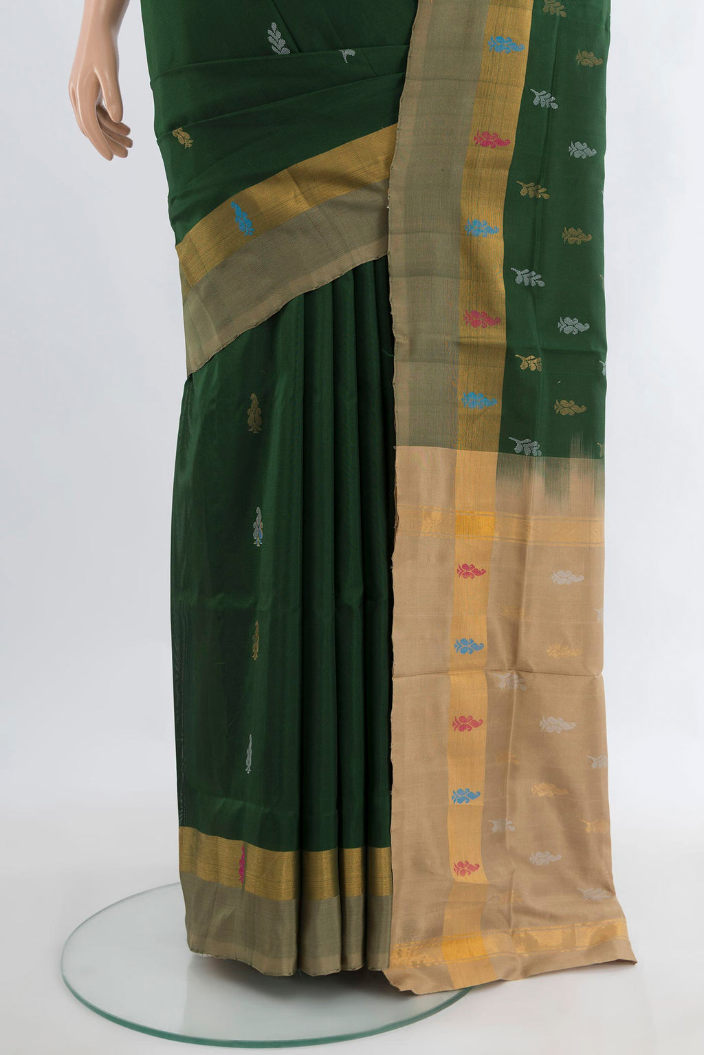 Pleats and pallu of Pure Silk Green Uppada Saree with Zari Butta on the body and Zari Border. 
