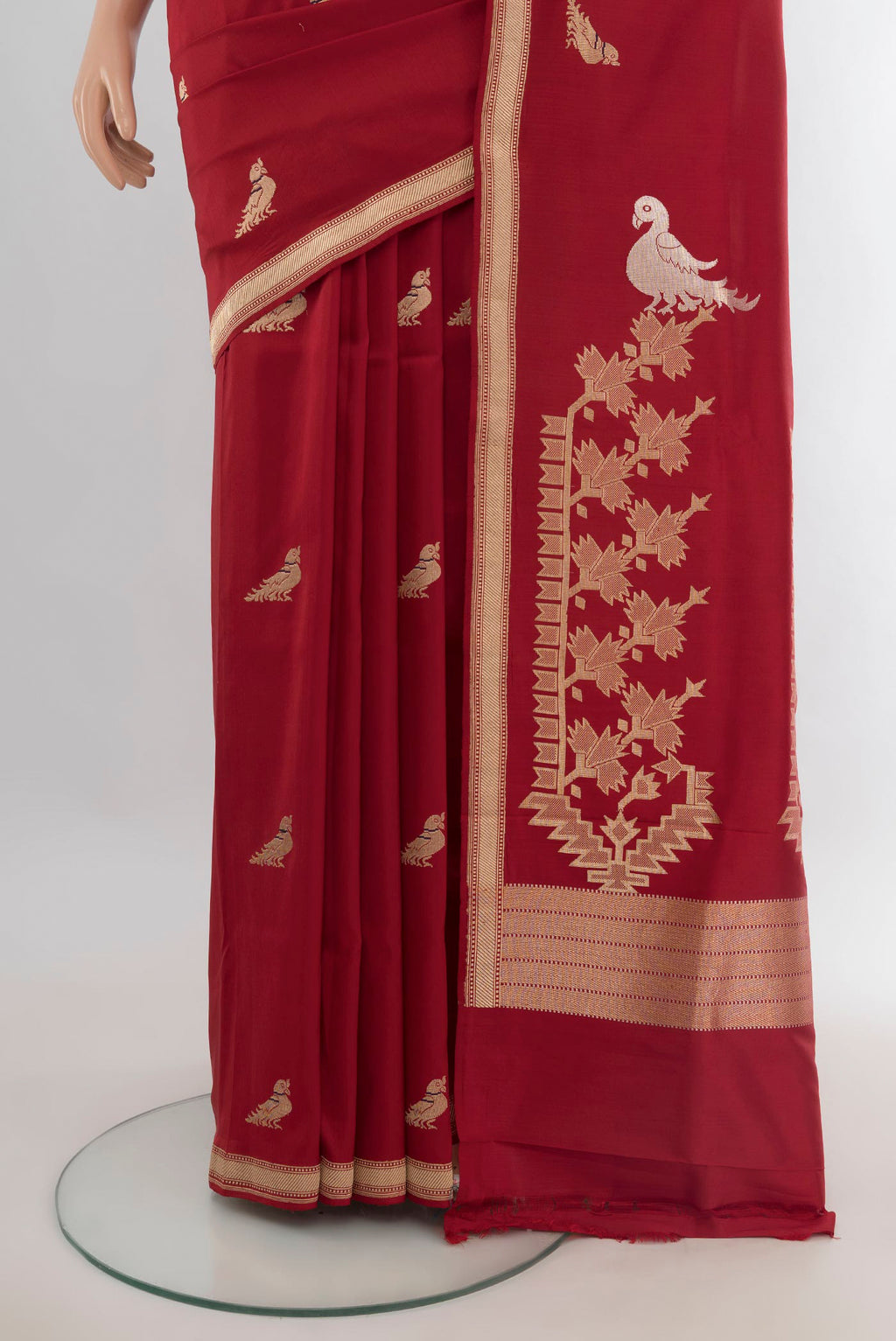 Pleats and pallu of Pure Silk Deep Red Banarasi Saree with Zari Butta on the body and Zari Border. 