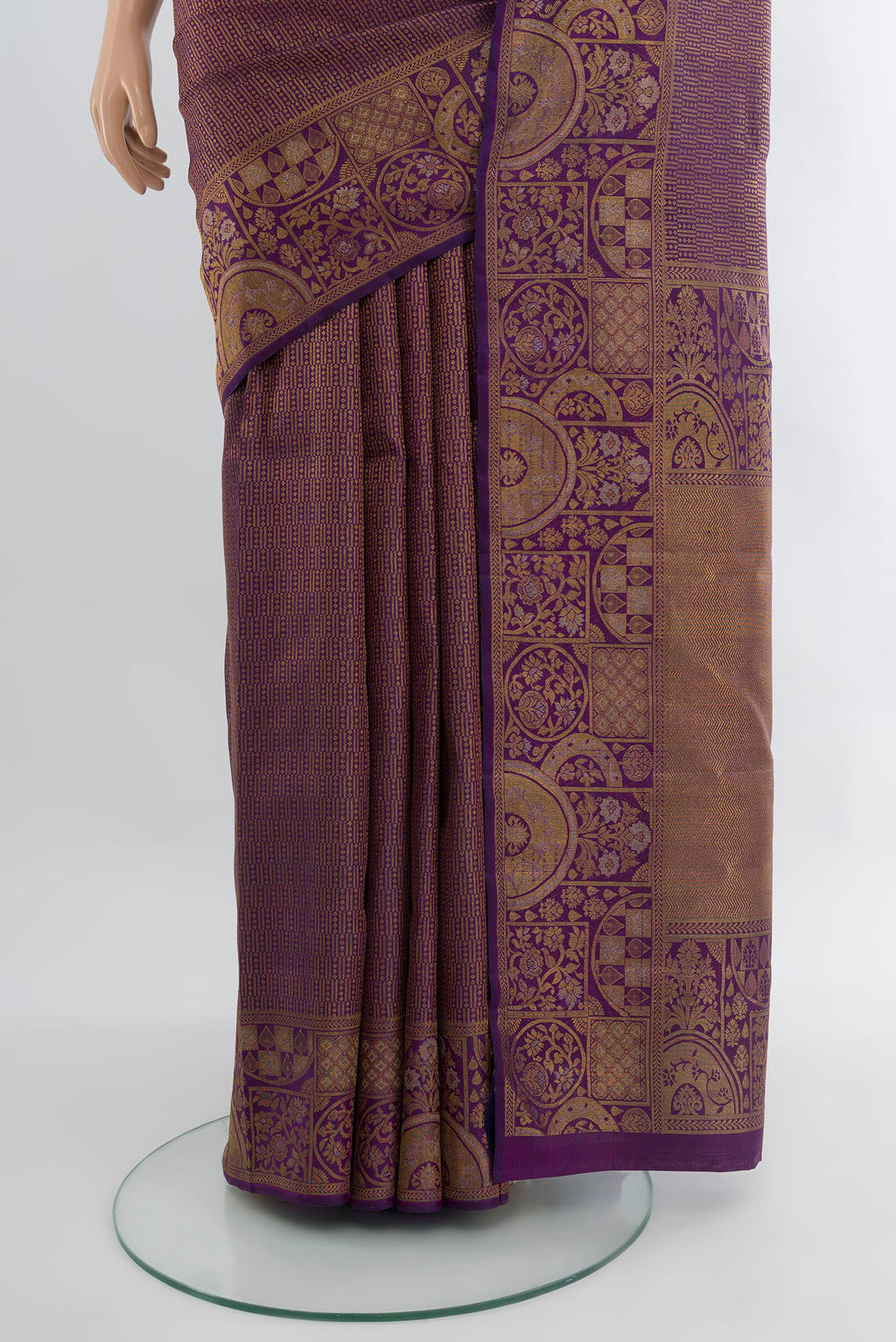 Pleats and pallu of Violet Kanjivaram Silk Saree with Zari Brocade on the body and Zari Border. 
