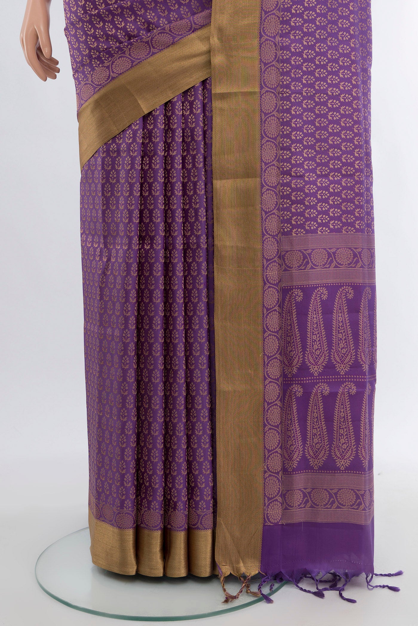 Pleats and pallu of Lavender Soft Silk Saree with Thread Butta on the body and Silk Border. 