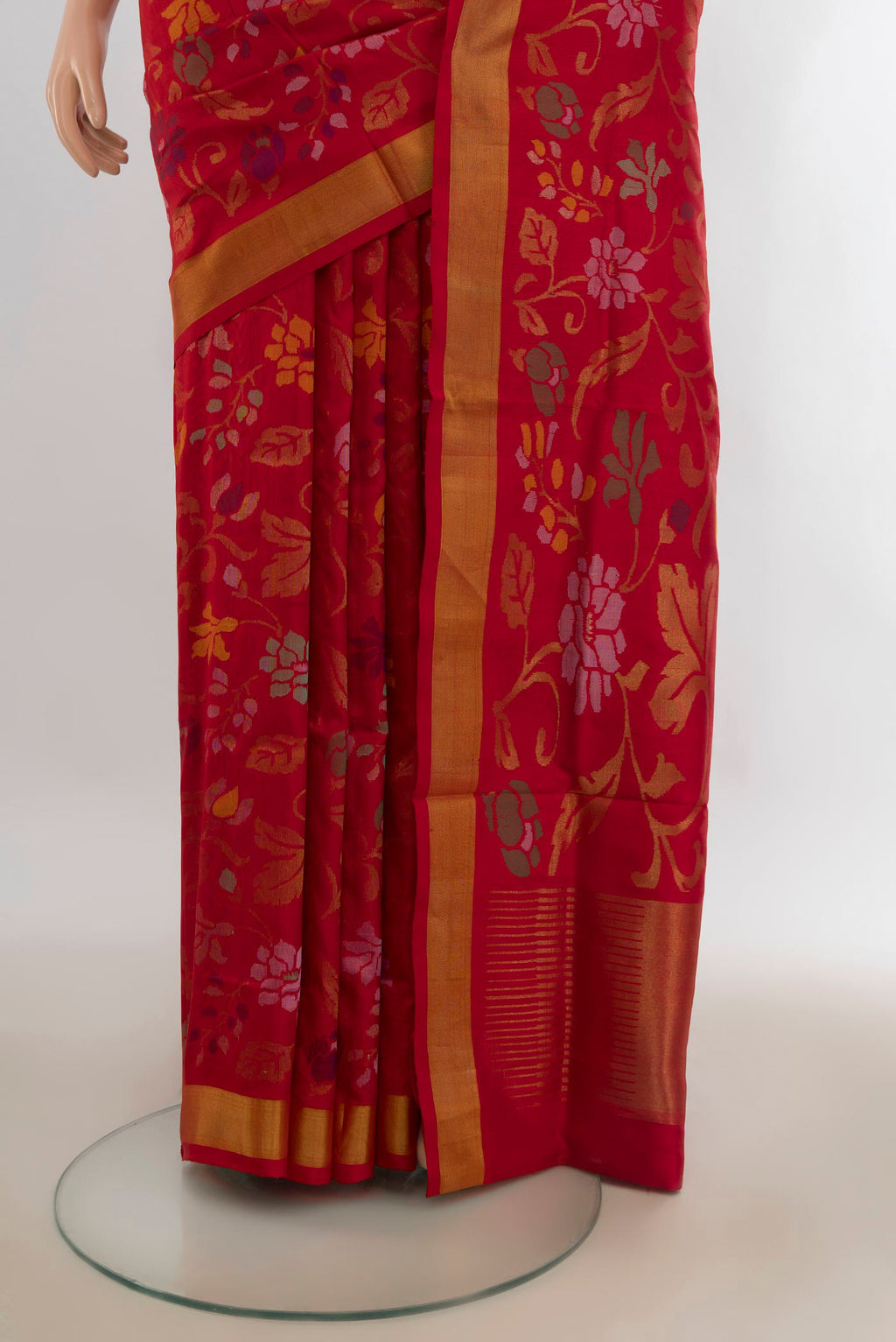 Pleats and pallu of Pure Silk Red Uppada Saree with Zari Brocade on the body and Zari Border. 