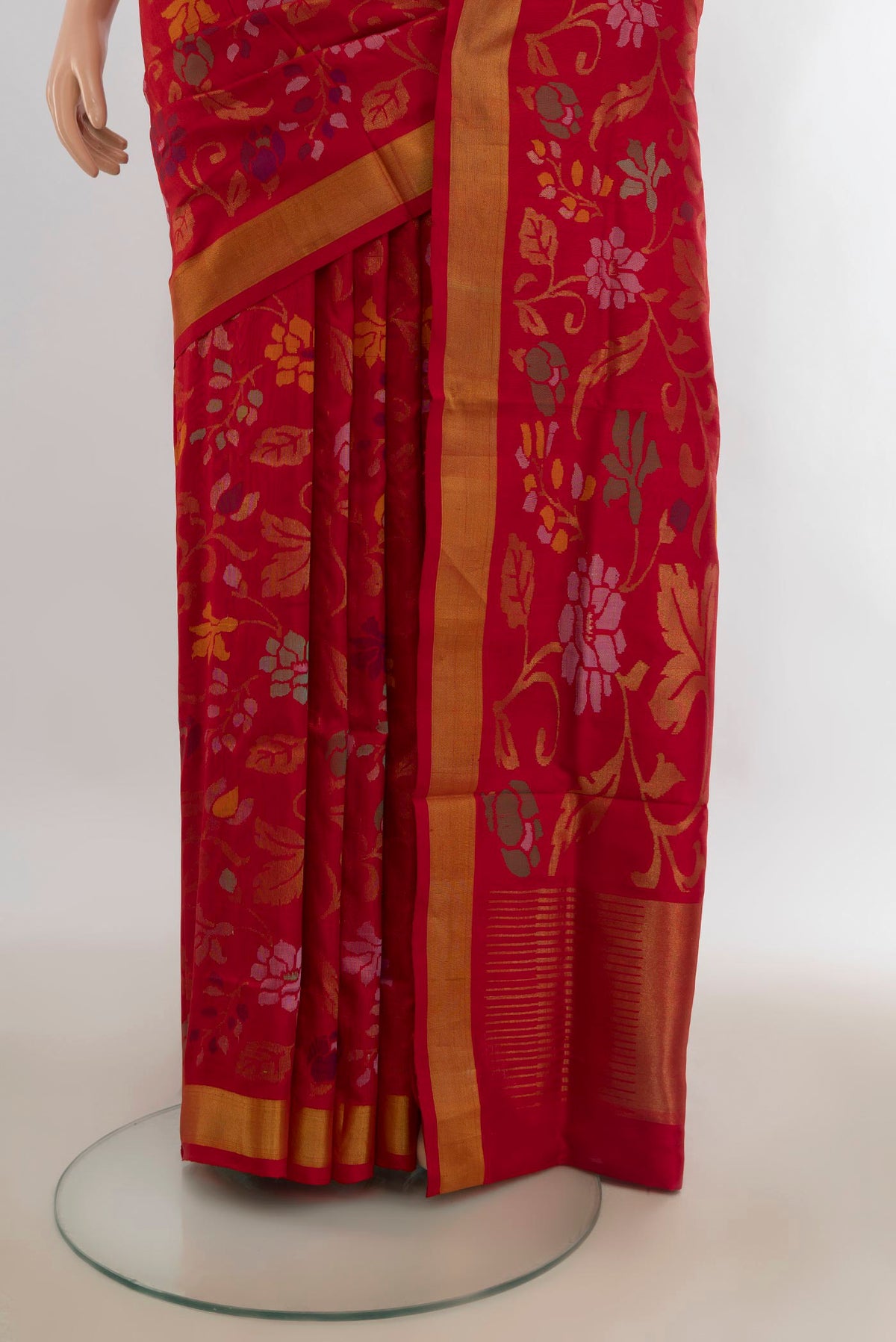 Pleats and pallu of Pure Silk Red Uppada Saree with Zari Brocade on the body and Zari Border. 