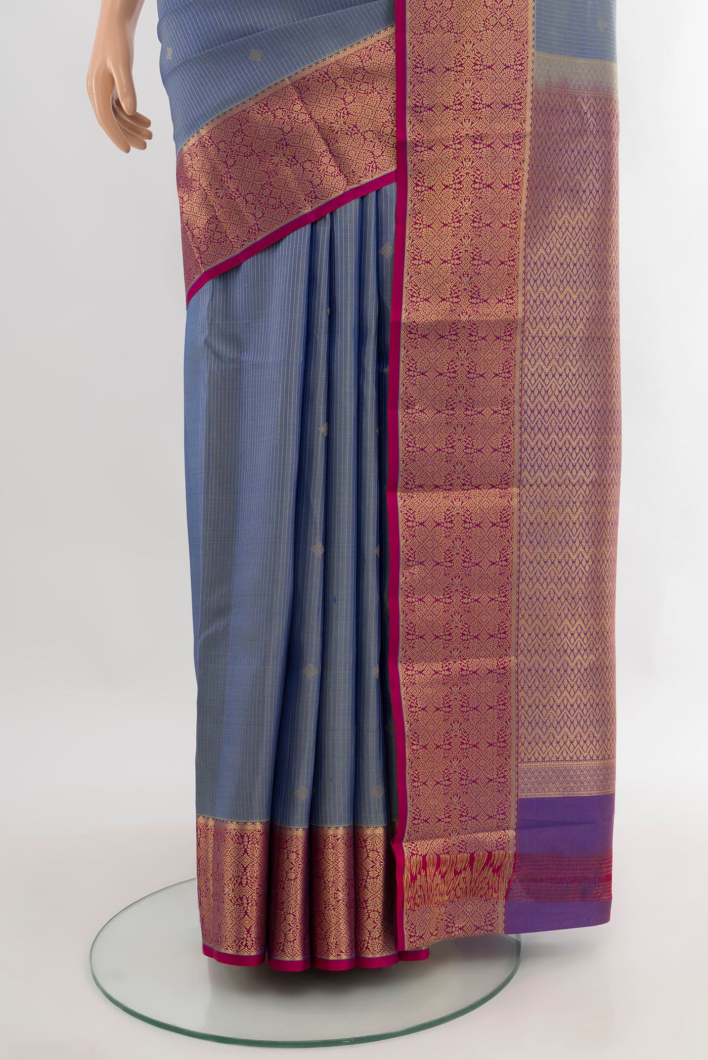Pleats and pallu of Blue Kanjivaram Silk Saree with Zari Butta on the body and Zari Border. 