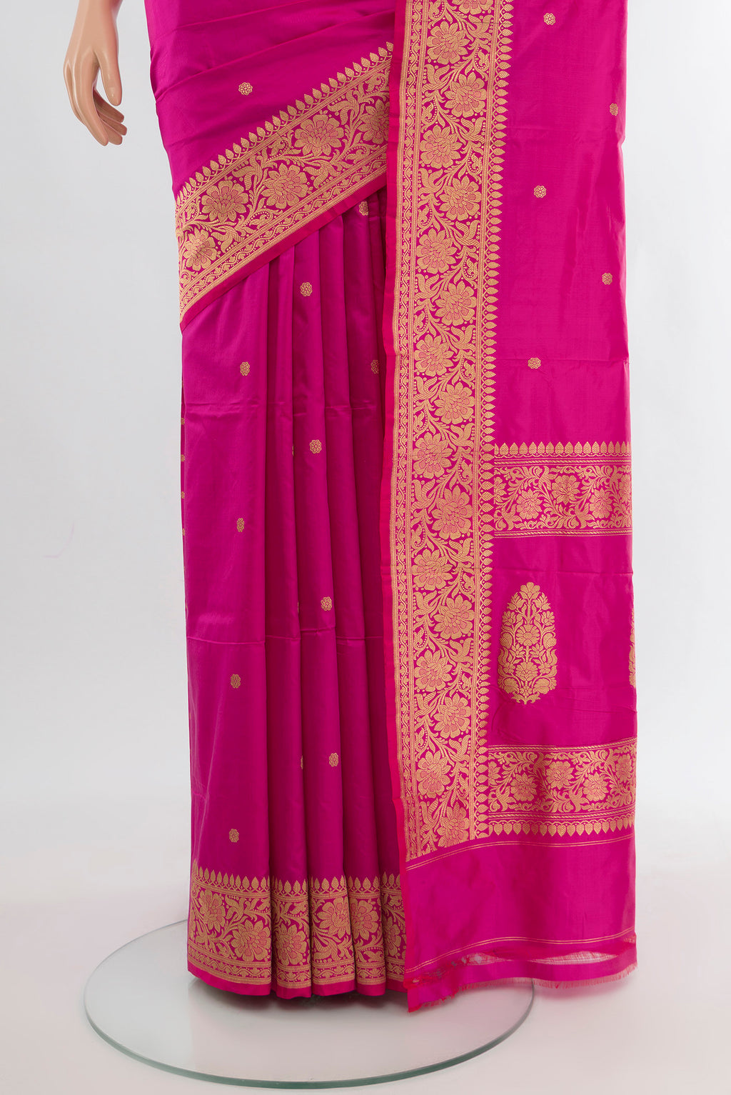 Pleats and pallu of Magenta Banarasi Katan Silk Saree with Zari Butta on the body and Zari Border. 