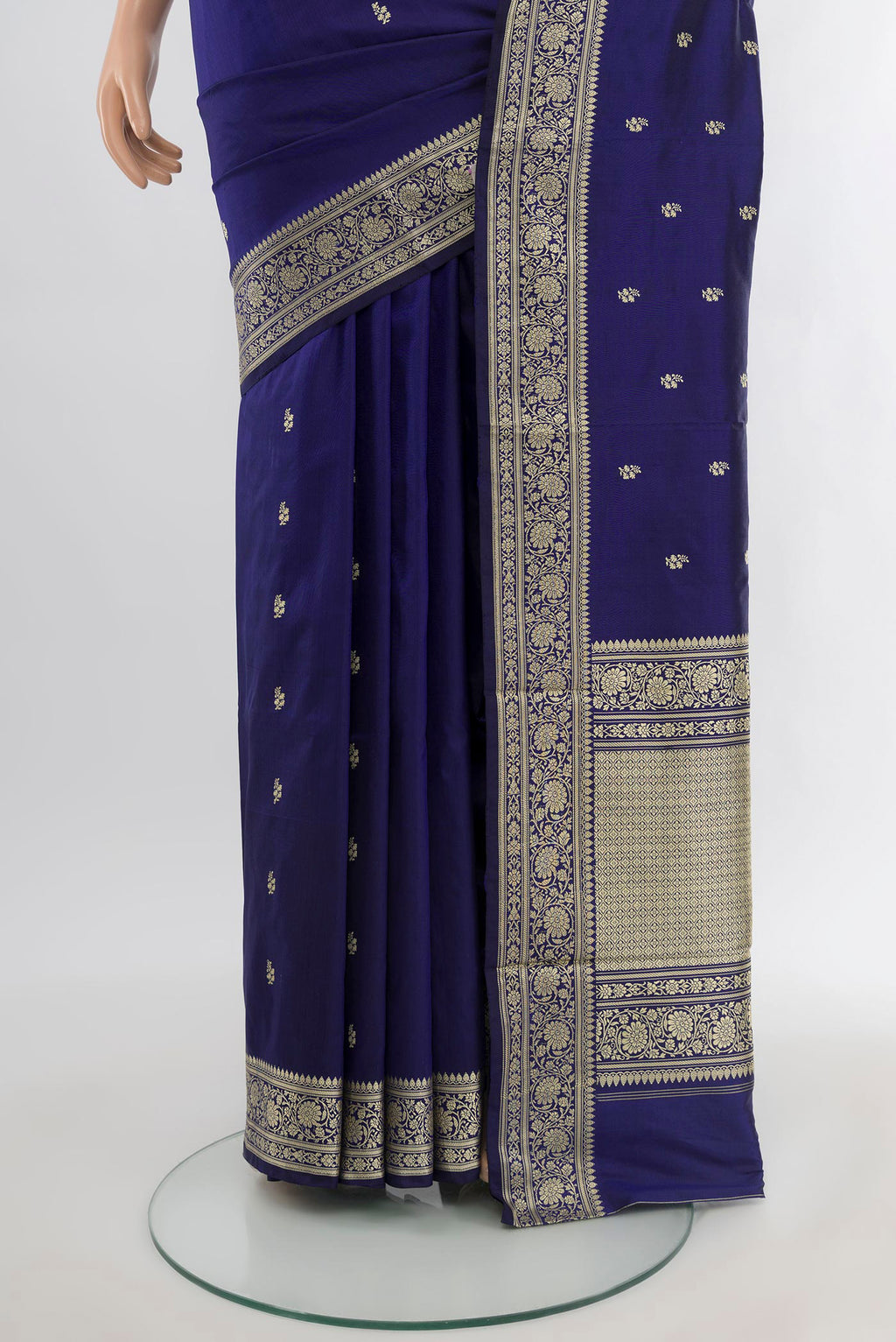 Pleats and pallu of Navy Blue Banarasi Katan Silk Saree with Thread Butta on the body and Thread Border. 