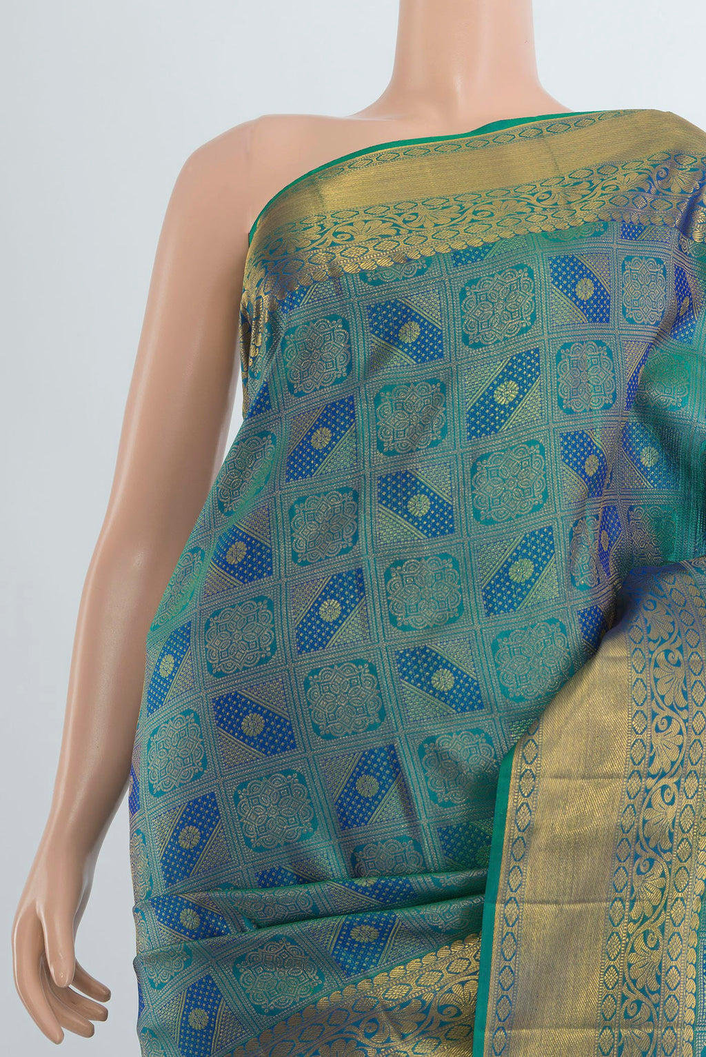 Border image of Pure Silk Pure Zari Multi Color Kanchipuram Saree with Zari Butta on the body and Silk Border. 