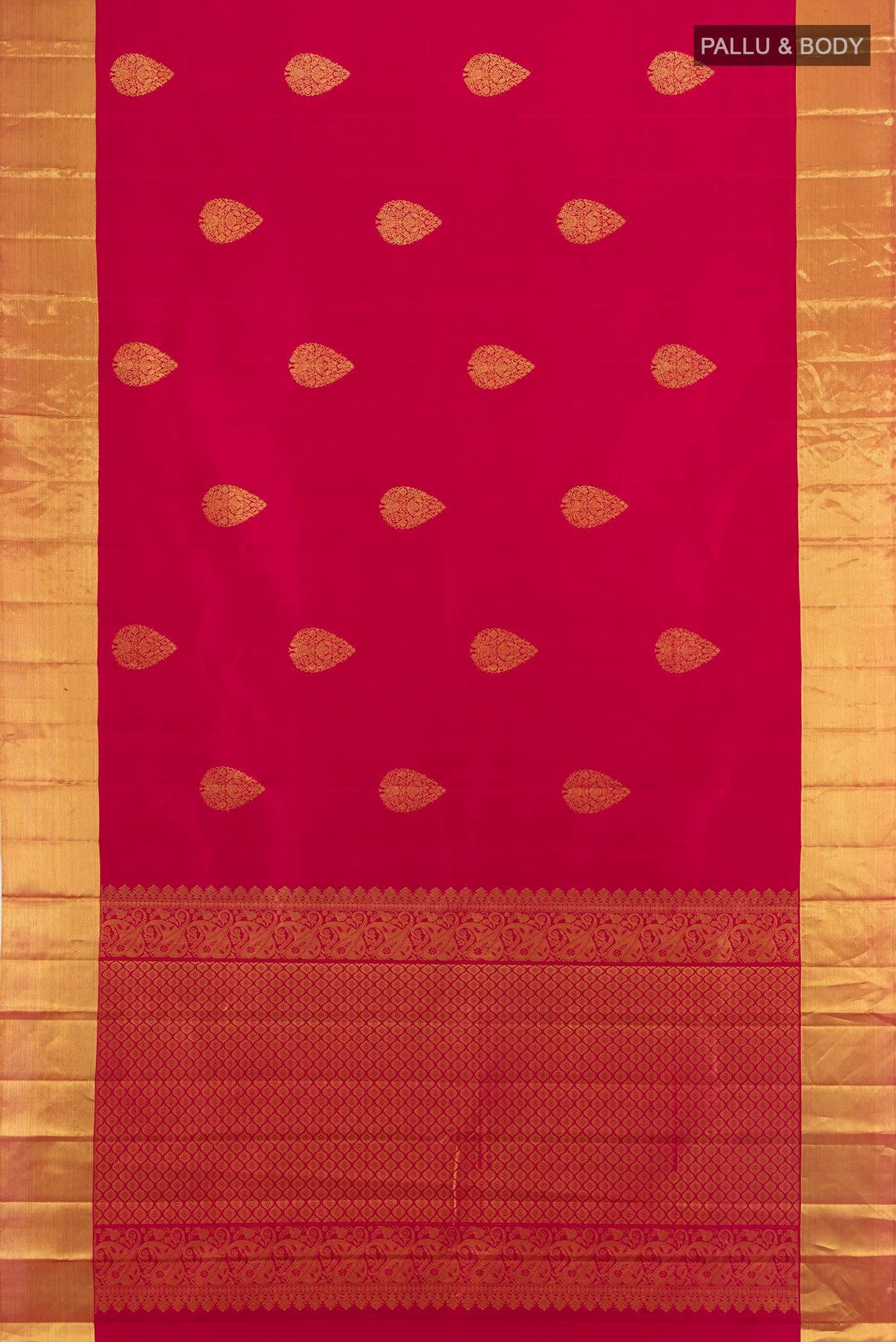 Flat view of Dark Pink Kanchipuram Silk Saree with Zari Butta on the body and Zari Border. 