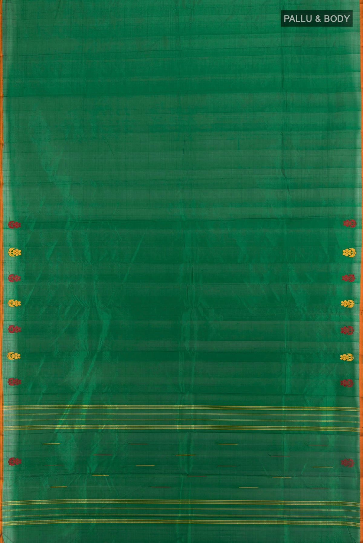 Flat view of Bottle Green Kanchipuram Silk Saree with Plain Body and Thread Border. 