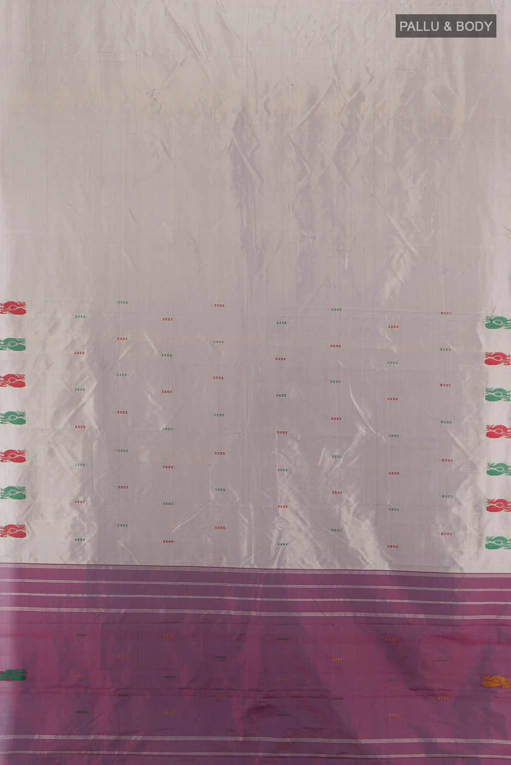 Flat view of Grey Kanchipuram Silk Saree with Plain Body and Thread Border. 