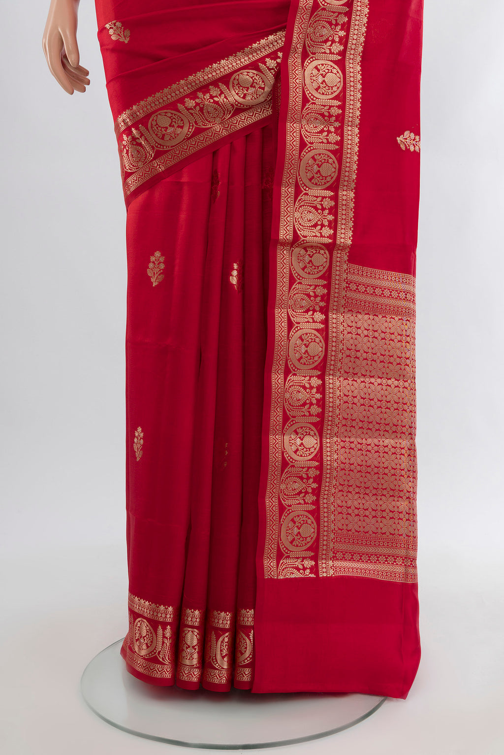 Pleats and pallu of Red Banarasi Raw Silk Saree with Zari Butta on the body and Zari Border. 