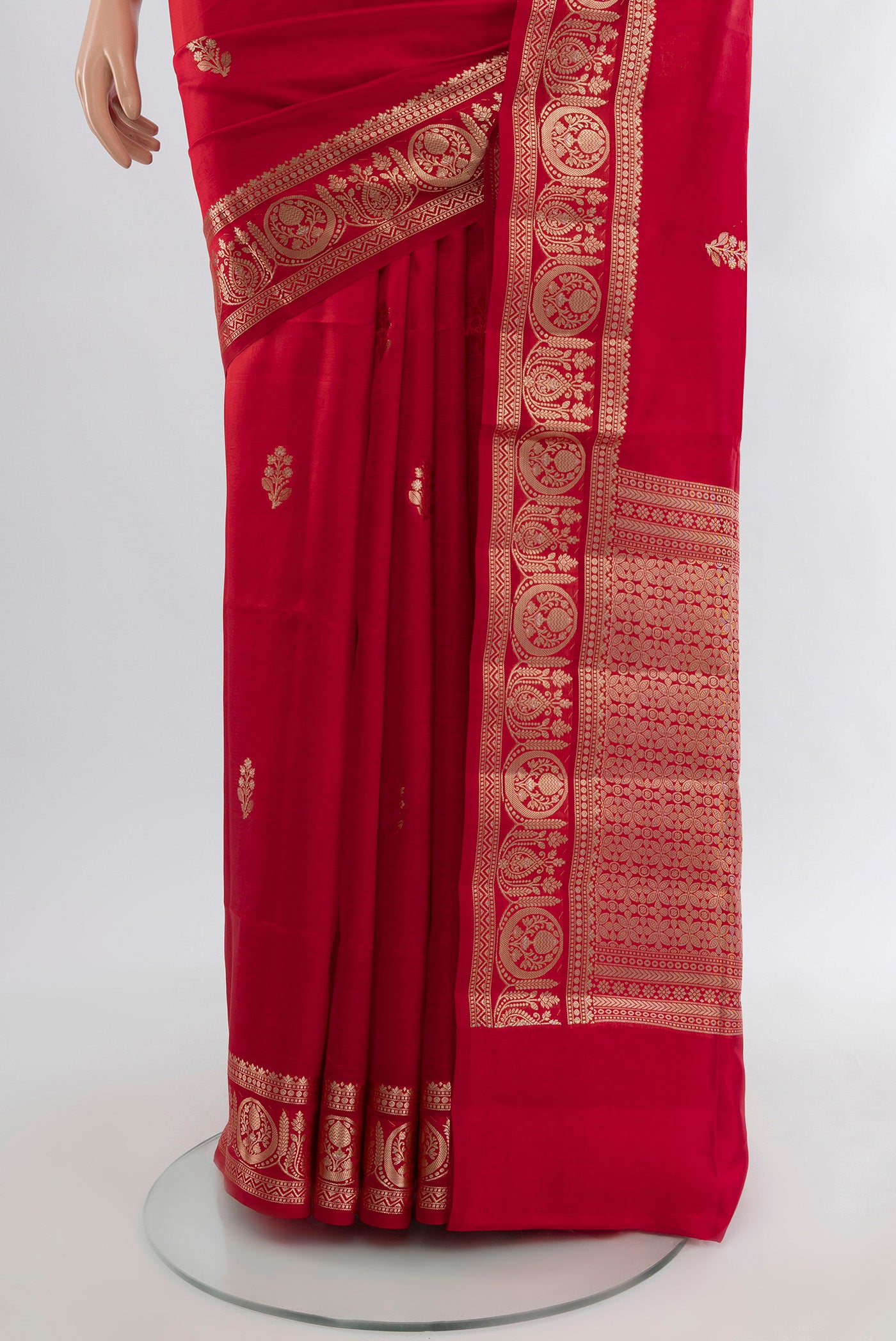 Pleats and pallu of Red Banarasi Raw Silk Saree with Zari Butta on the body and Zari Border. 