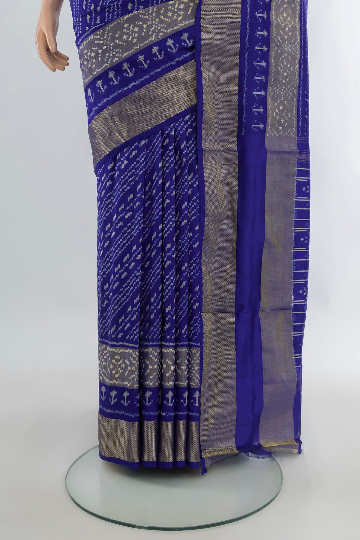 Pleats and pallu of Pure Silk Blue Pochampally Saree with Pure Ikat on the body and Zari Border. 