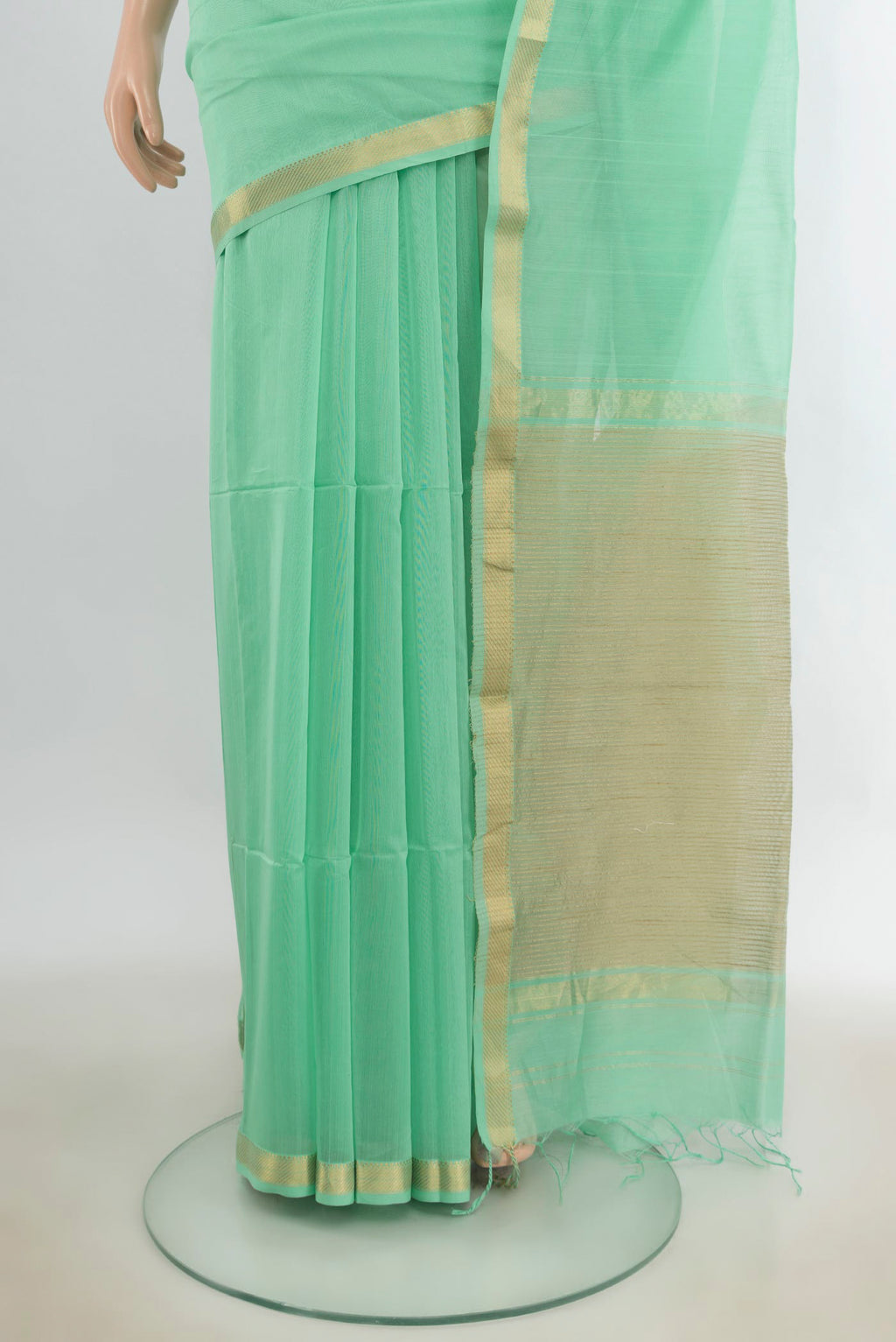 Pleats and pallu of Sea Green Maheshwari Cotton Saree with Plain Body and Zari Border. 