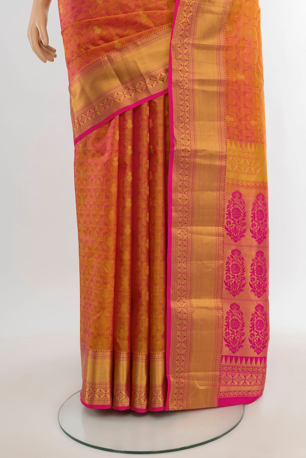 Pleats and pallu of Mustard Dual Tone Kanchipuram Silk Saree with Jacquard With Zari Butta on the body and Zari Border. 
