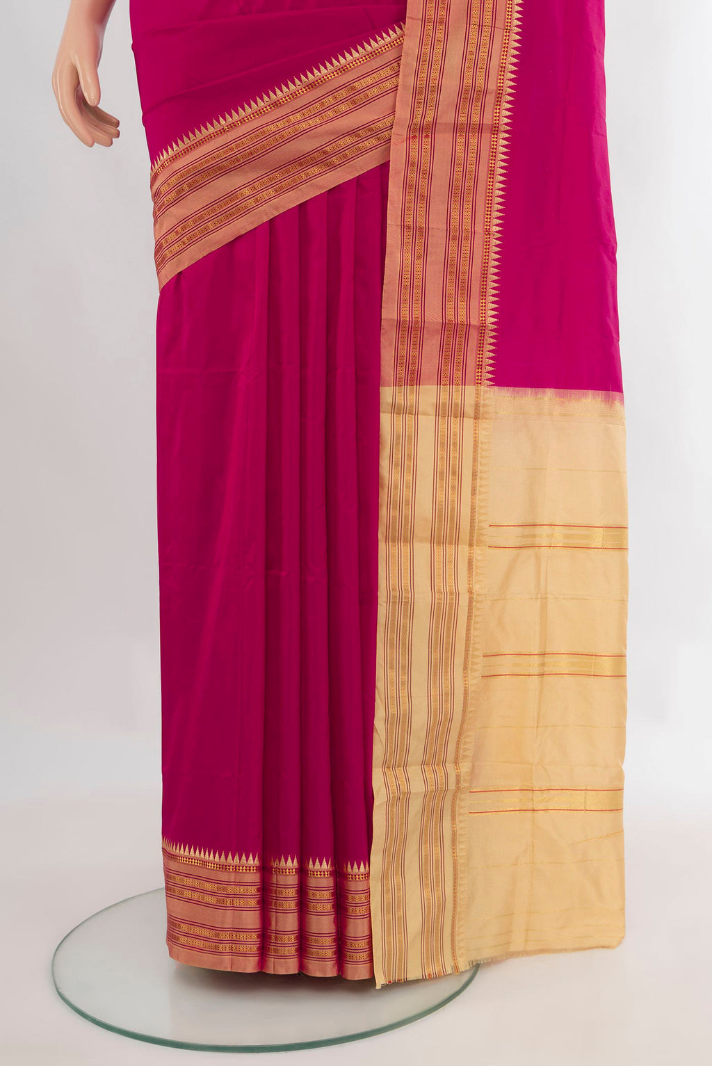 Pleats and pallu of Pure Silk Dark Pink Narayanpet Saree with Plain Body and Zari Border. 