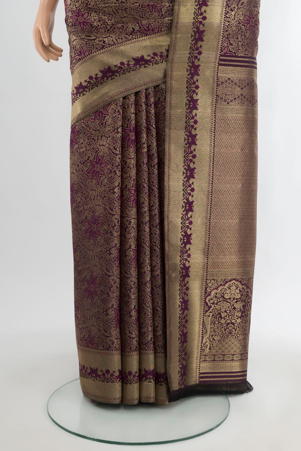 Pleats and pallu of Purple Kanjivaram Silk Saree with Zari Brocade on the body and Zari Border. 