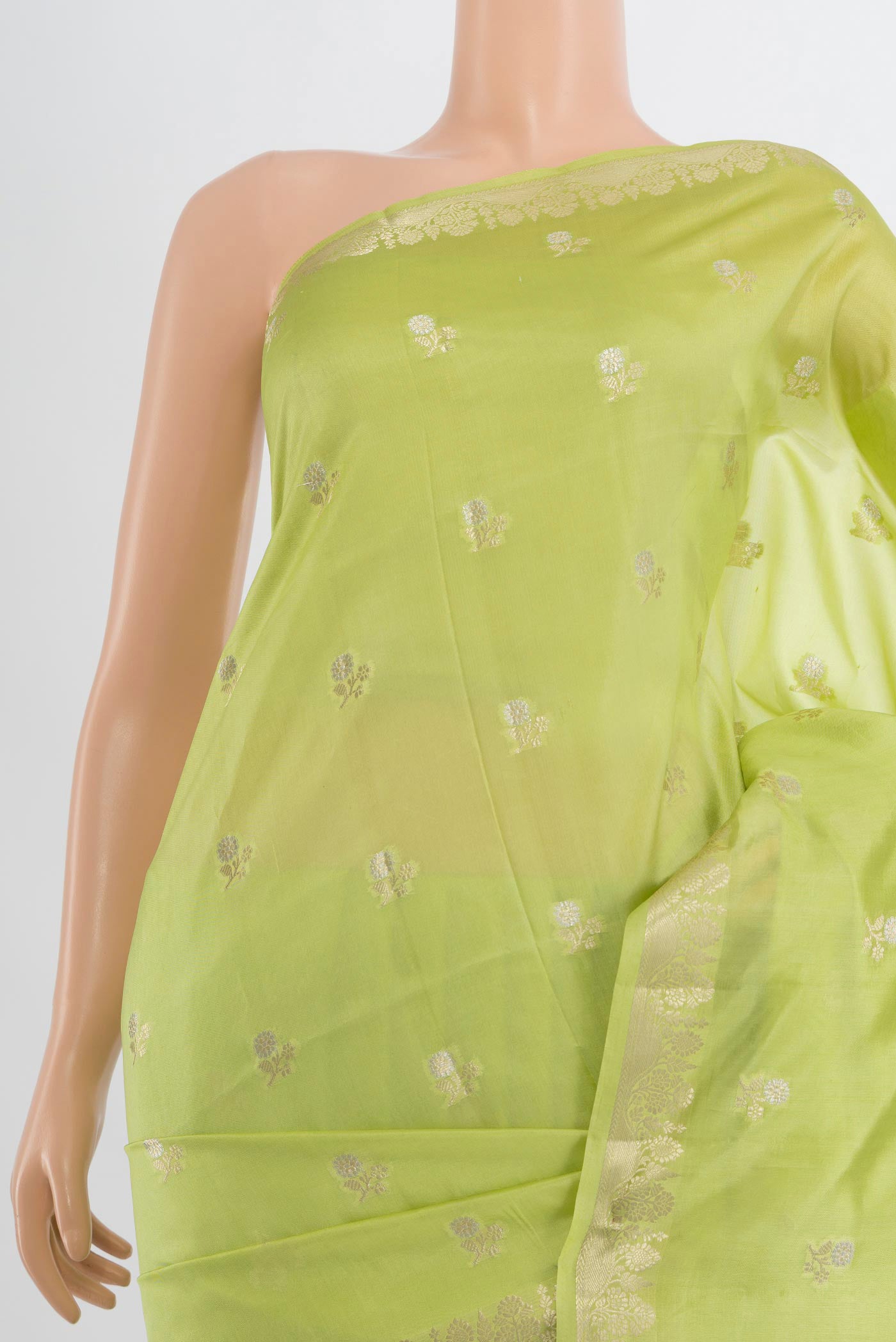 Border image of Pista Green Banarasi Raw Silk Saree with Zari Butta on the body and Silk Border. 