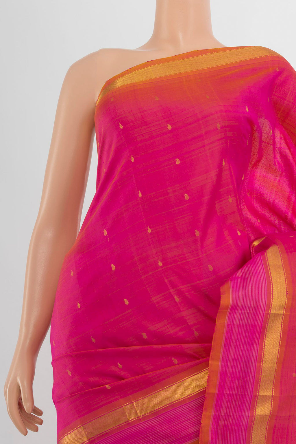 Border image of Pure Silk Pure Zari Peach Kanchipuram Saree with Zari Butta on the body and Silk Border. 