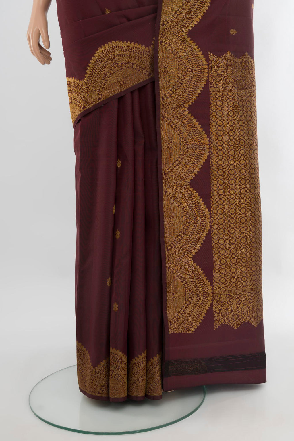 Pleats and pallu of Coffee Brown Kanjivaram Silk Saree with Zari Butta on the body and Zari Border. 